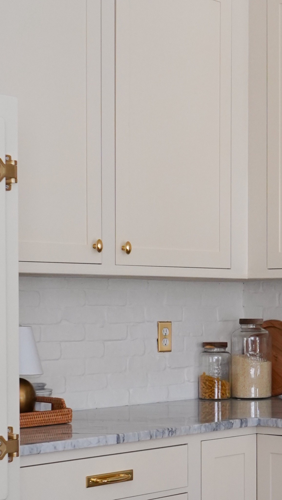 A little kitchen sneak peak 🤭

#LTKHome #LTKFamily #LTKStyleTip