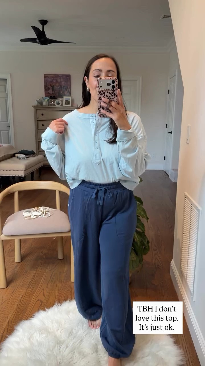 TBH I don’t love this top. It’s just ok.
