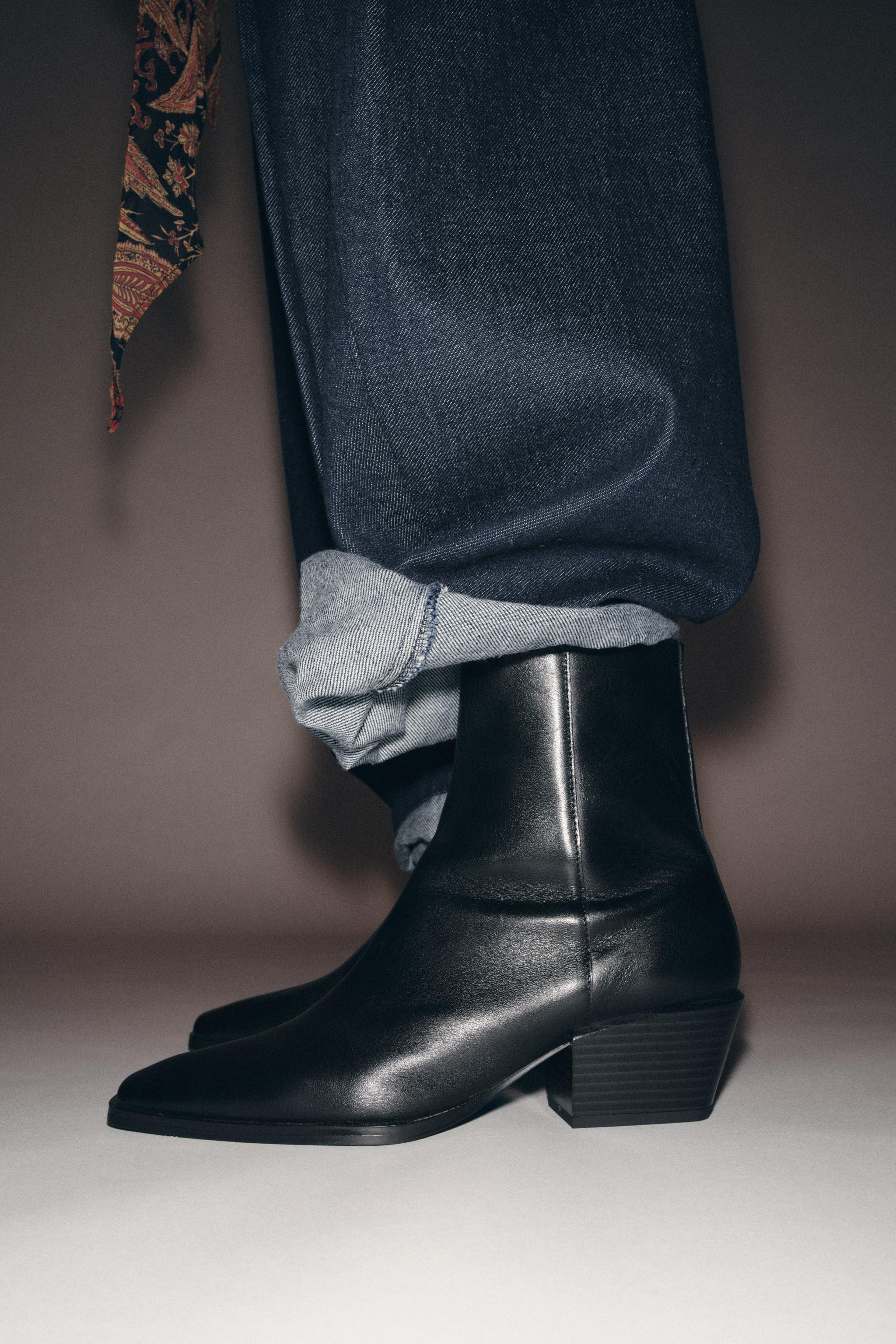 WIDE LEATHER ANKLE BOOTS | Zara UK
