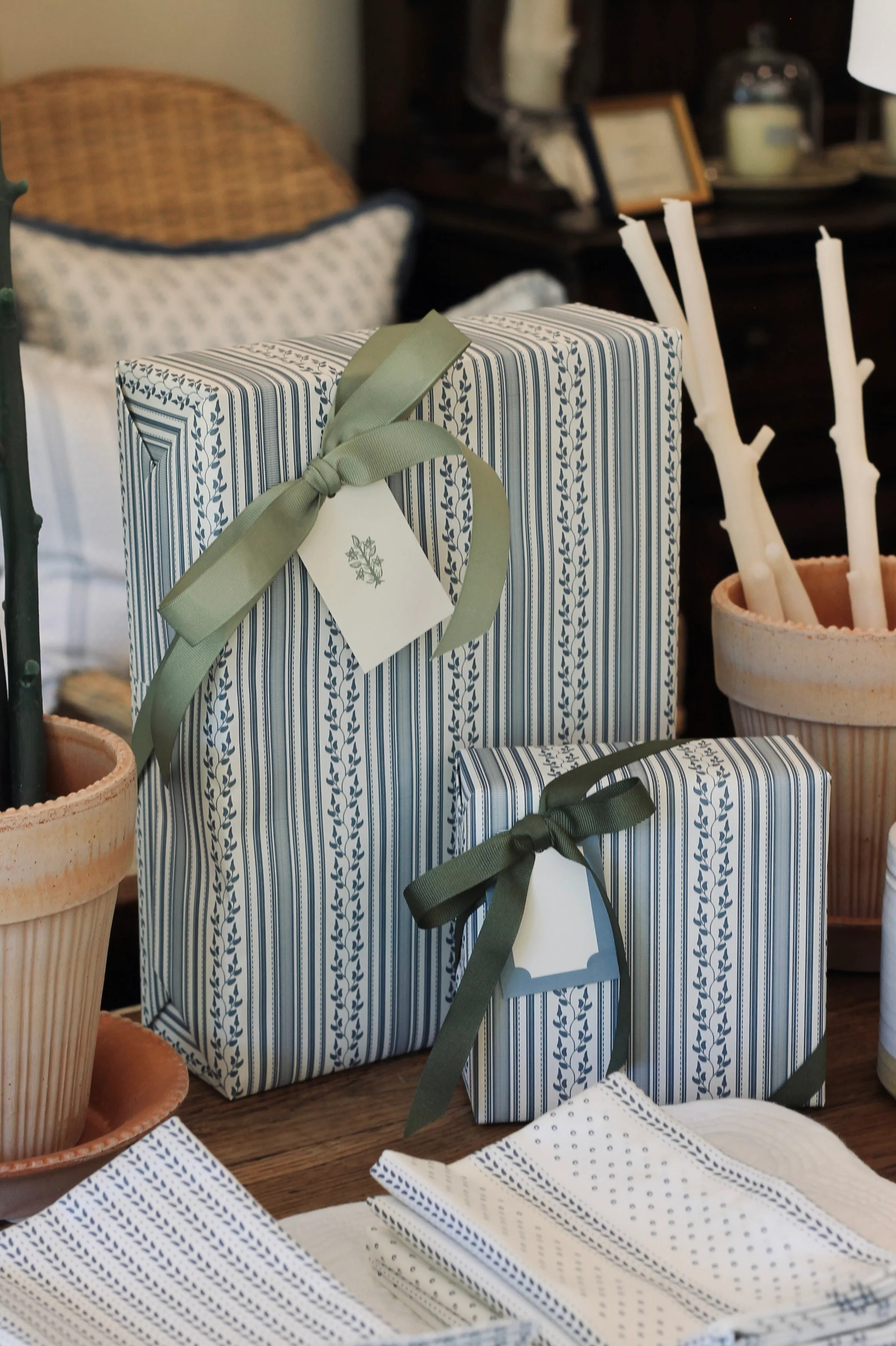 Claire Wrapping Paper, Navy | JSH Home Essentials