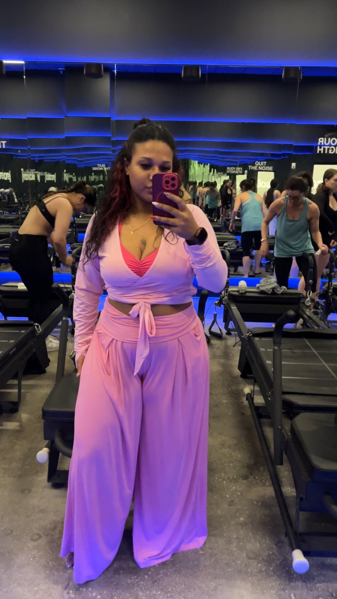 comfiest clothes ever omg💕💖🎀
don’t size up on the pants!! they’re sooooo roomy


#LTKSaleAlert #LTKActive #LTKFindsUnder50