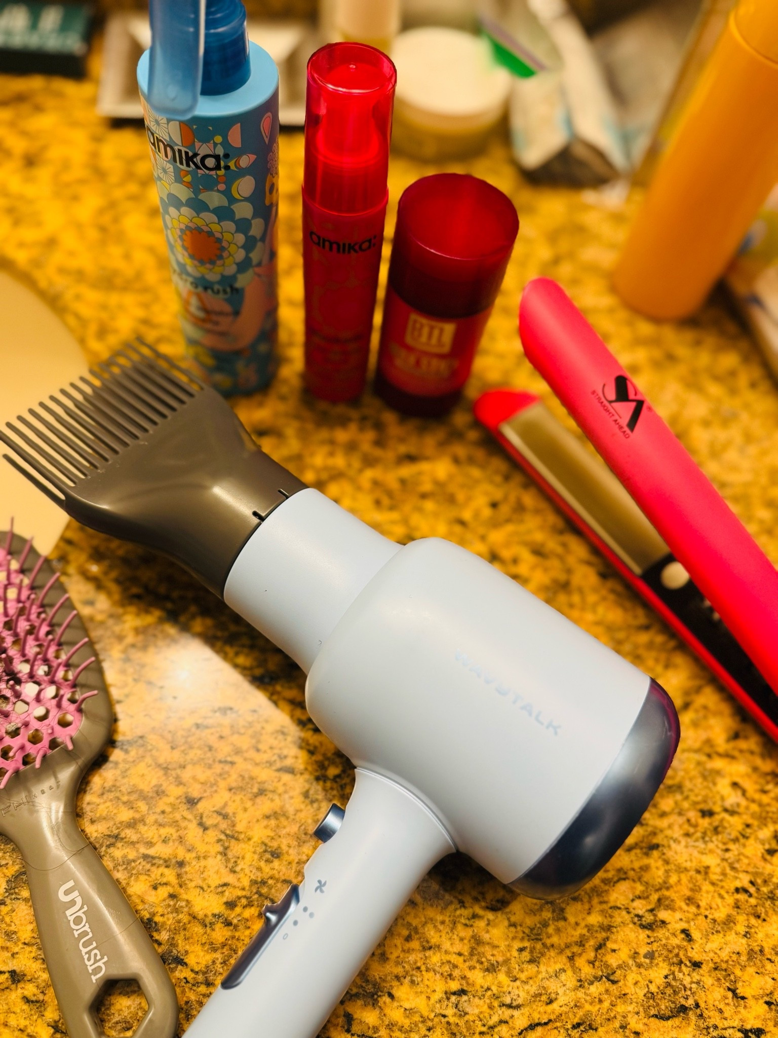 My daughters blowout essentials

#LTKBeauty