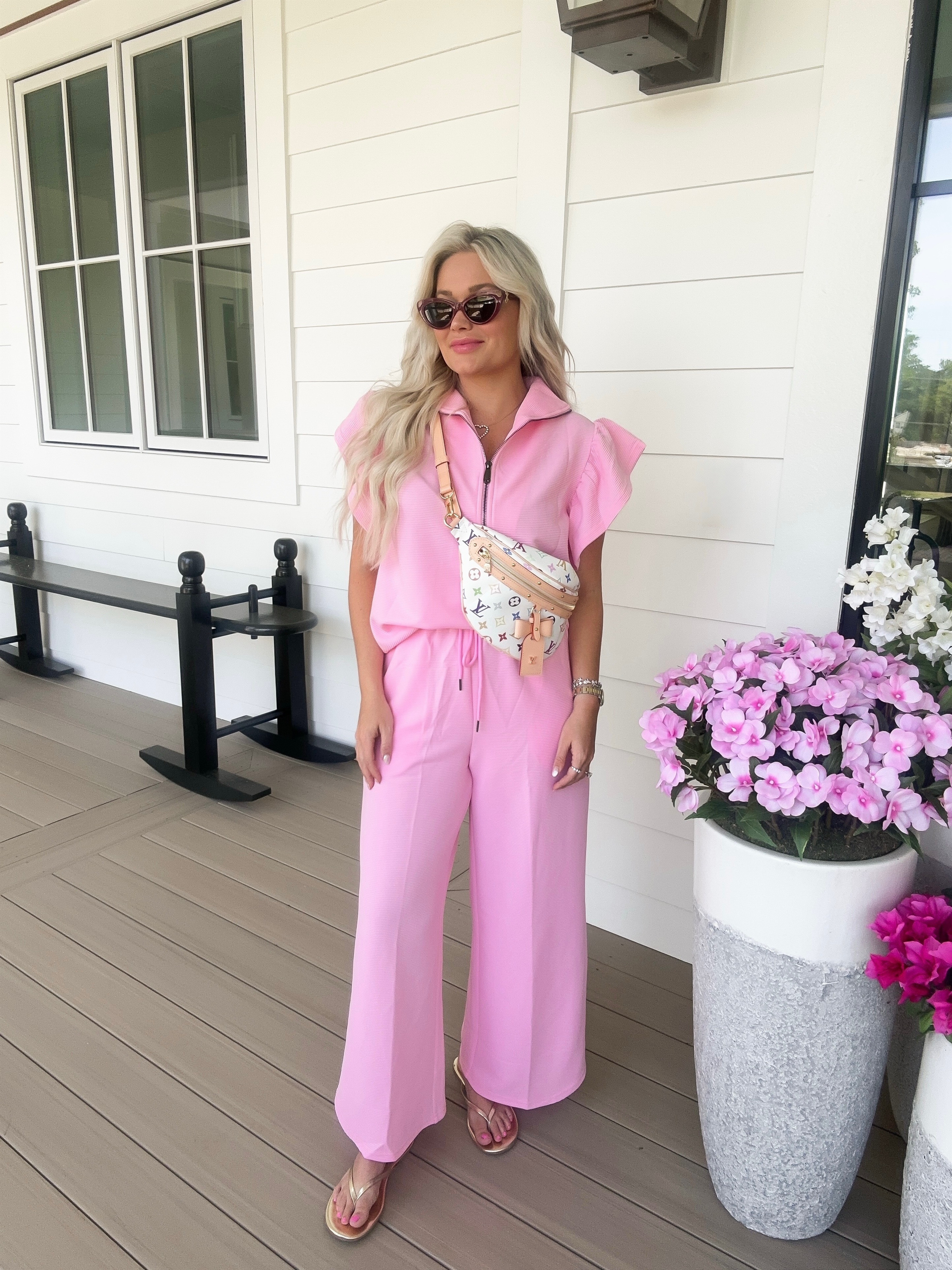 Amazon pink set. Love how lightweight this is for spring  

#LTKgrwm #LTKootd