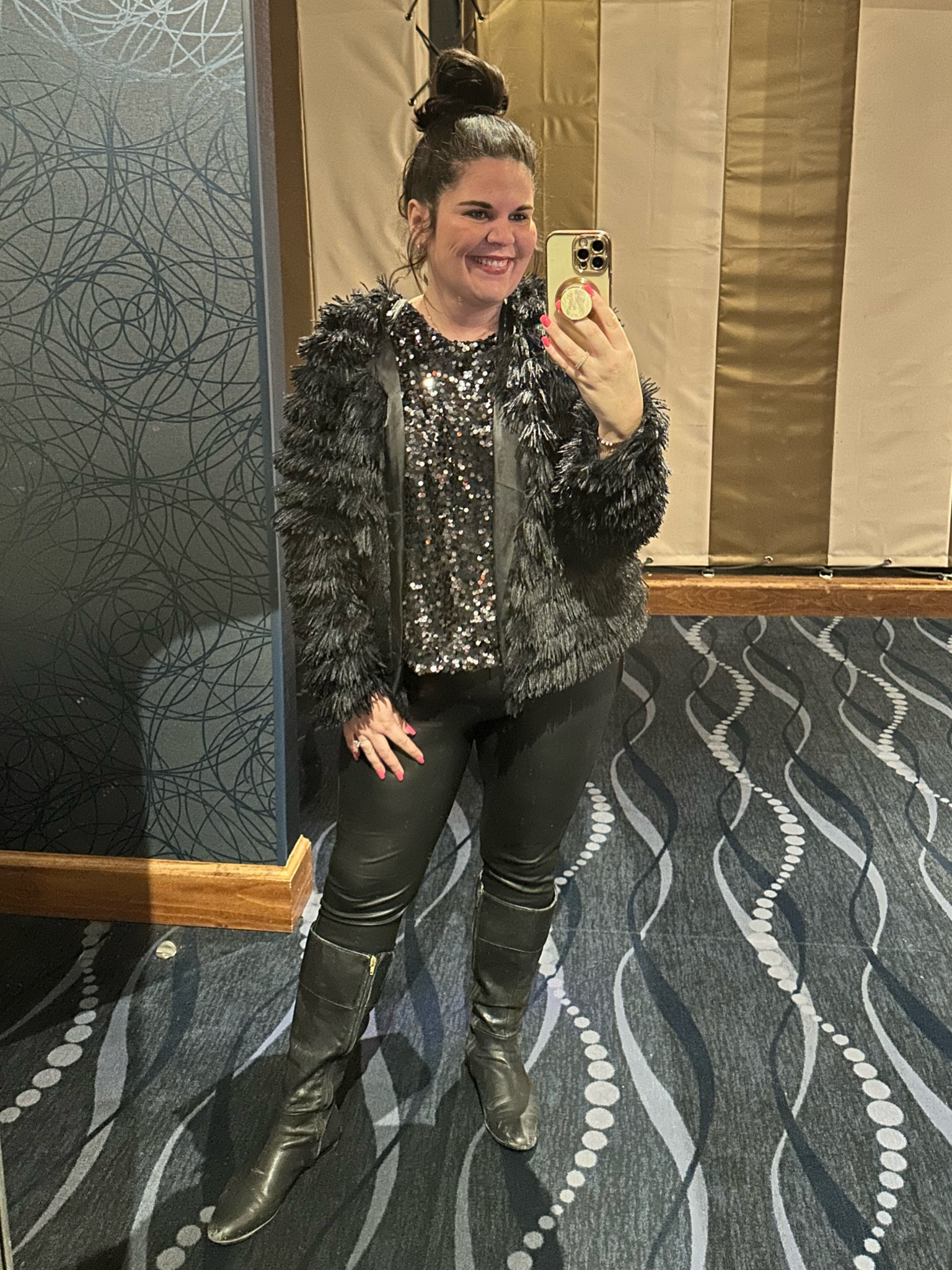 What else would I wear to a cabaret magic show? 

#LTKstyletip #LTKmidsize #LTKparties