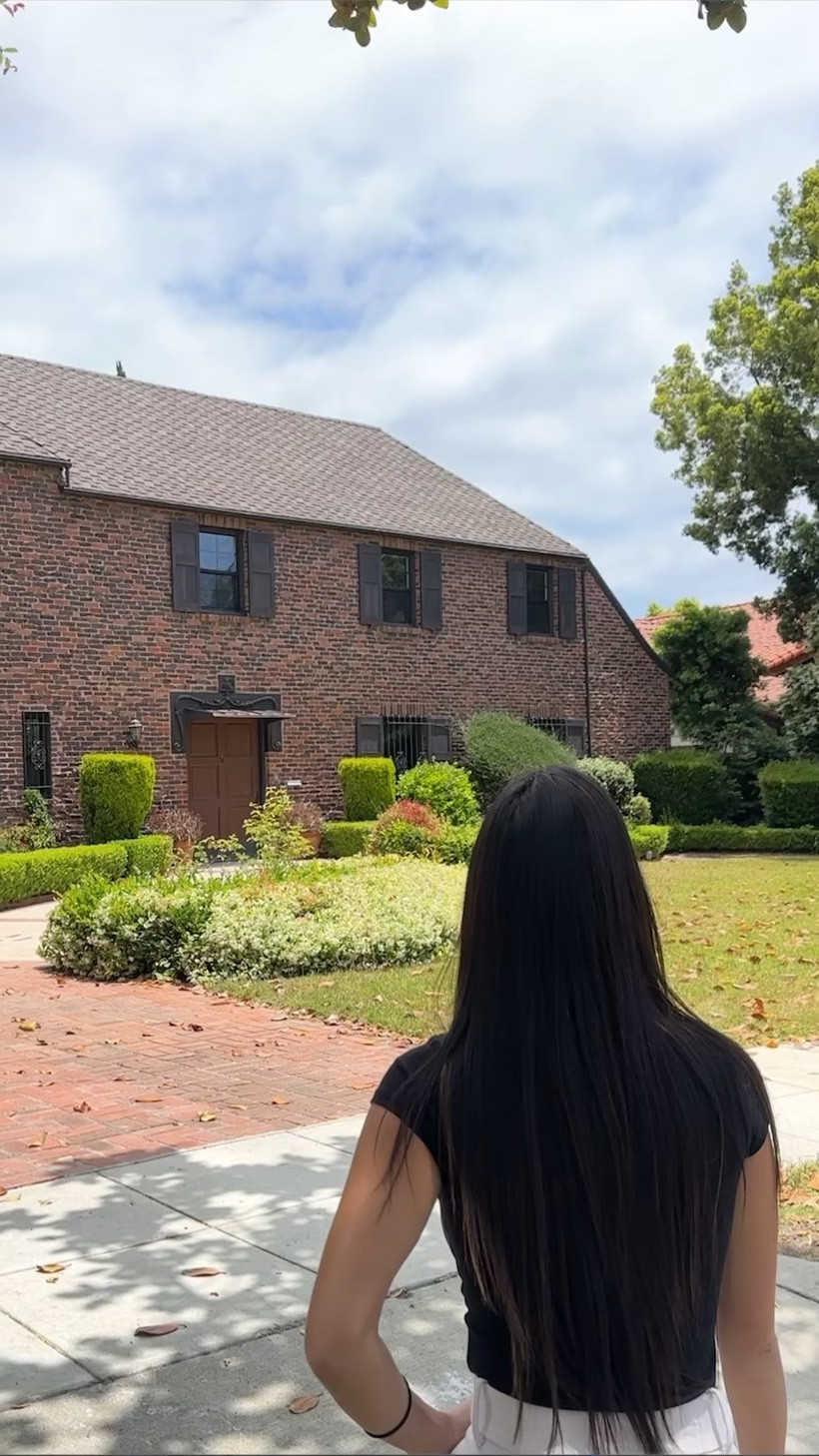 These trousers give me a BBL 

#LTKFind #LTKcurves #LTKworkwear