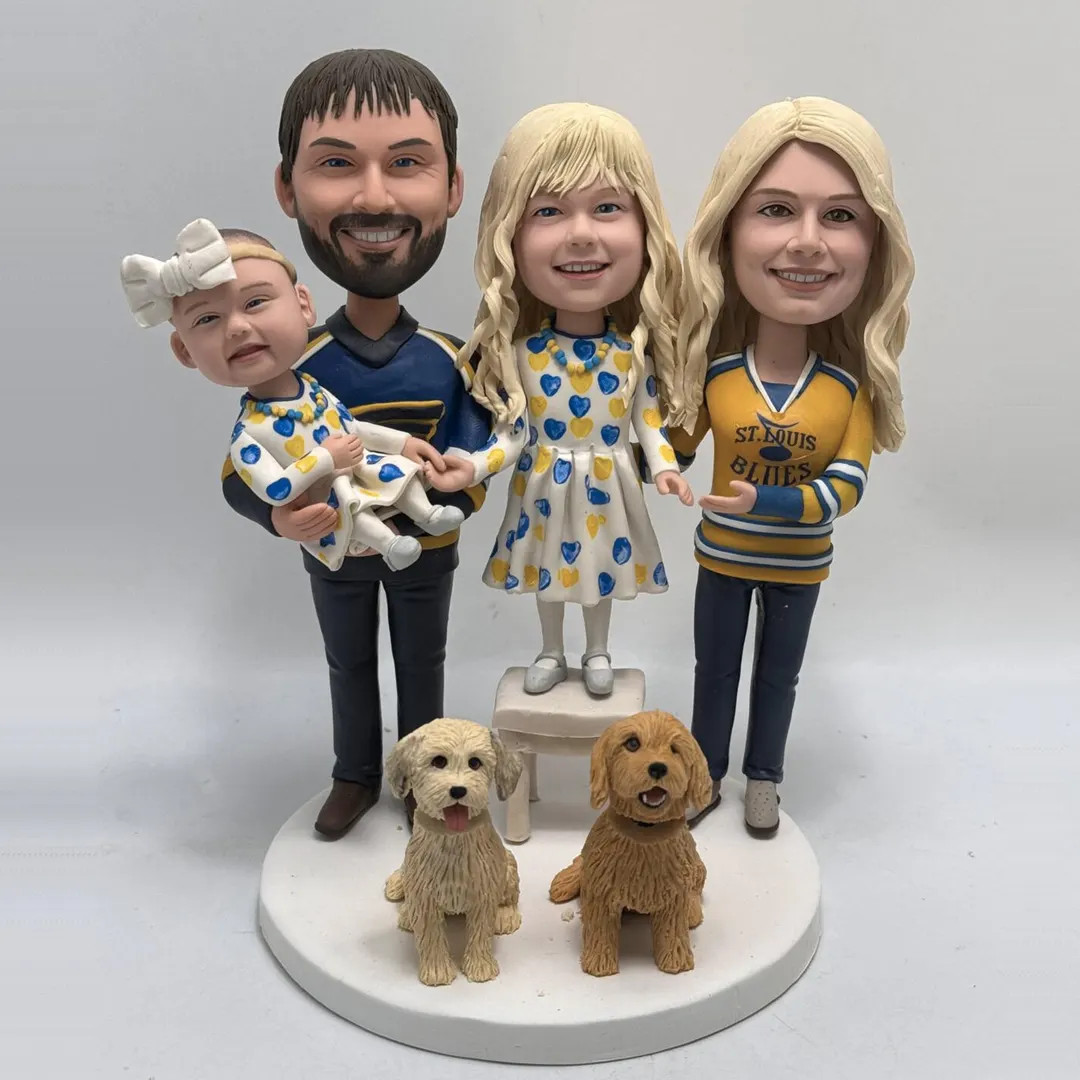 Personalized Family Bobblehead Figurine With Dogs，custom Clay Sculpture - Etsy | Etsy (US)
