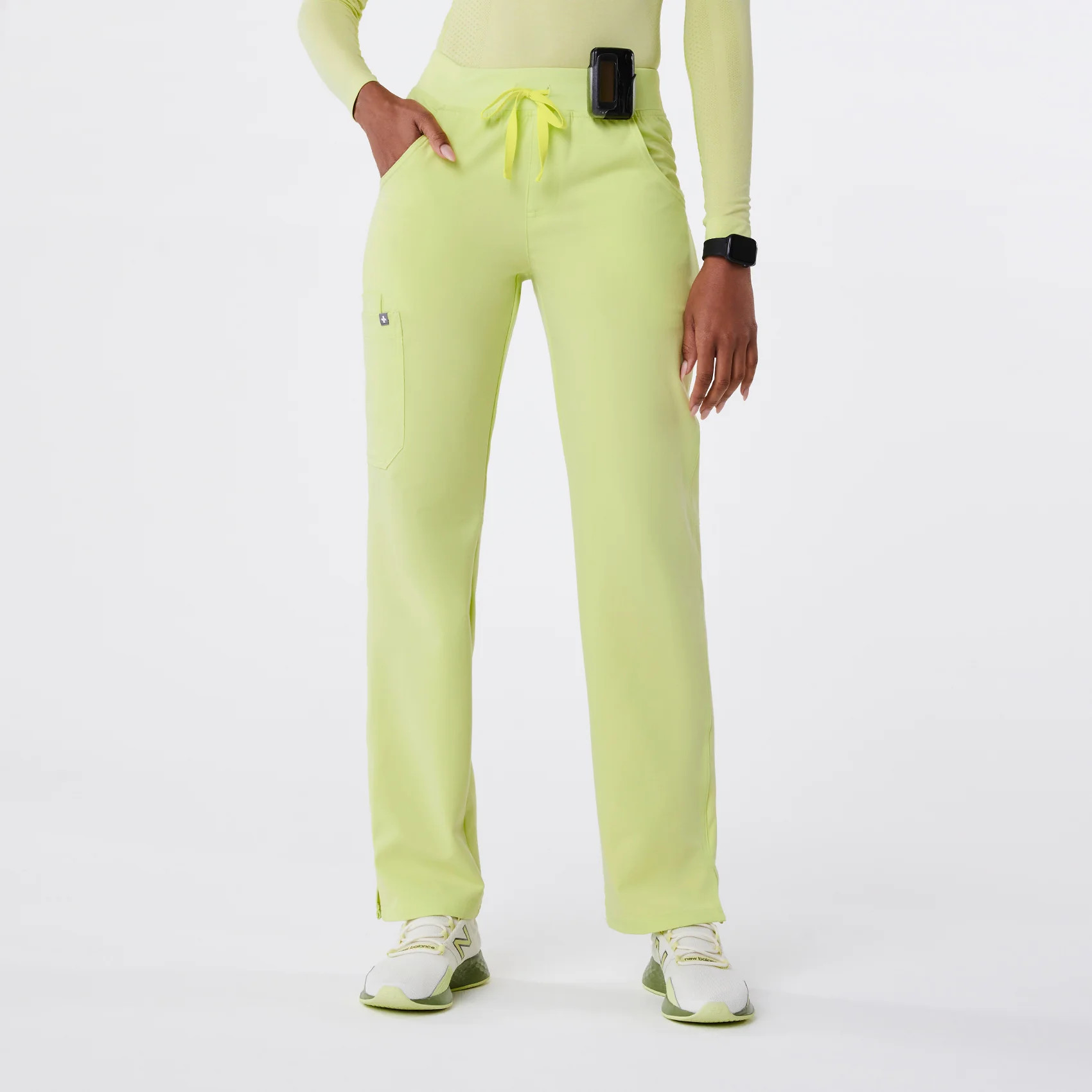 Women's Kade Cargo Scrub Pants™ - Sea Mist · FIGS | FIGS
