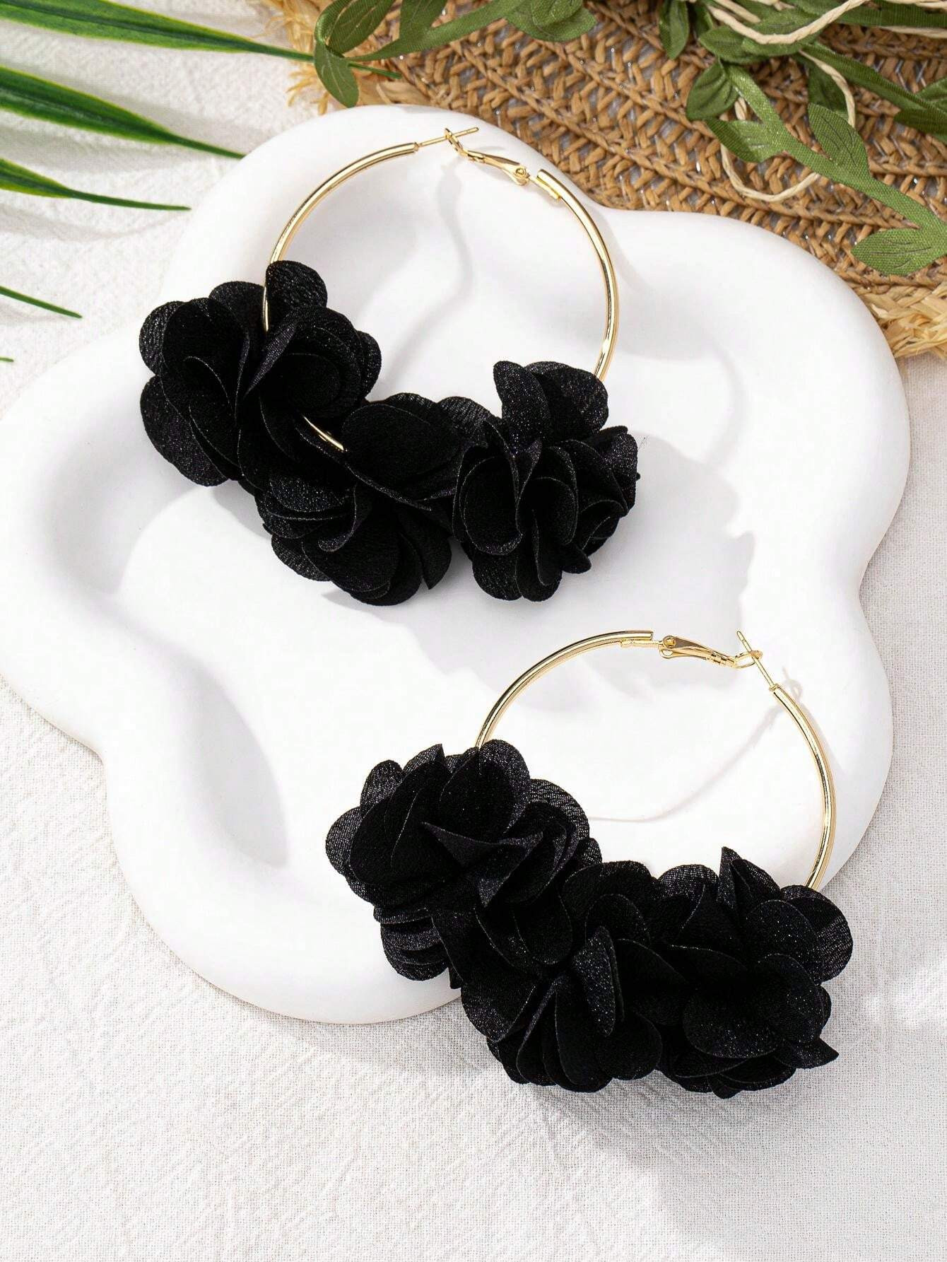 1pair Fashionable Floral Ear Hoops, Suitable For Women In Vacation, Social Gathering And Casual O... | SHEIN