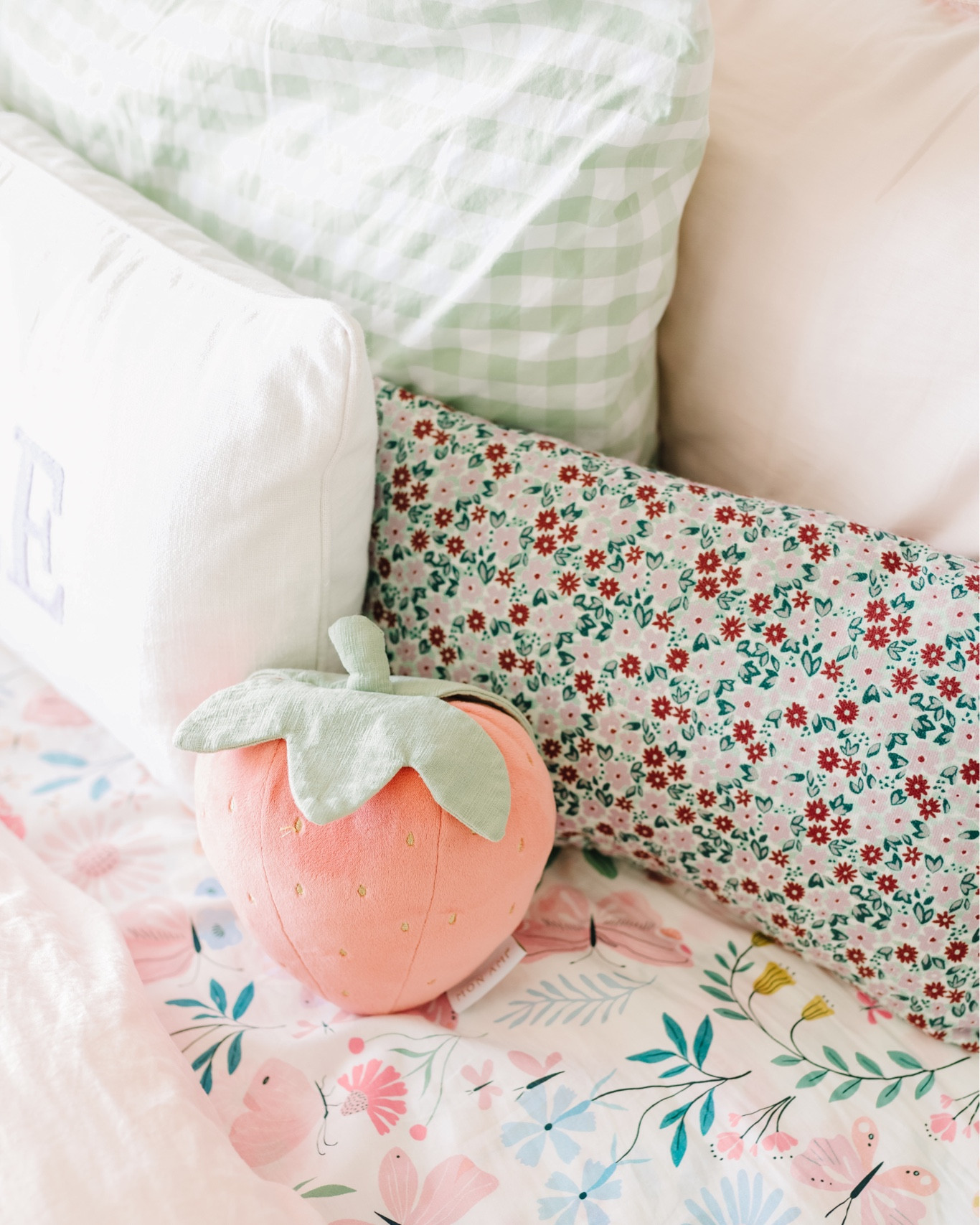 Pillows, decorative pillows, throw pillows, sheets, strawberry, strawberry pillow, floral pillow, bedding, kids bedding, girls bedding, girls room

#LTKhome #LTKkids