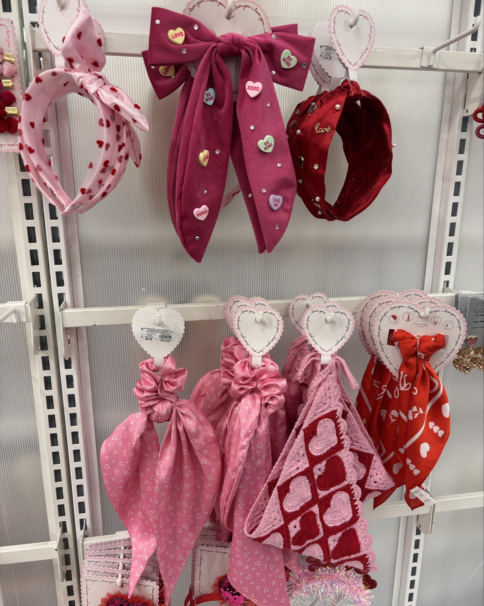 Valentine’s Day hair accessories @Target 🎯💕❣️

#LTKSeasonal #LTKootd #LTKValentine