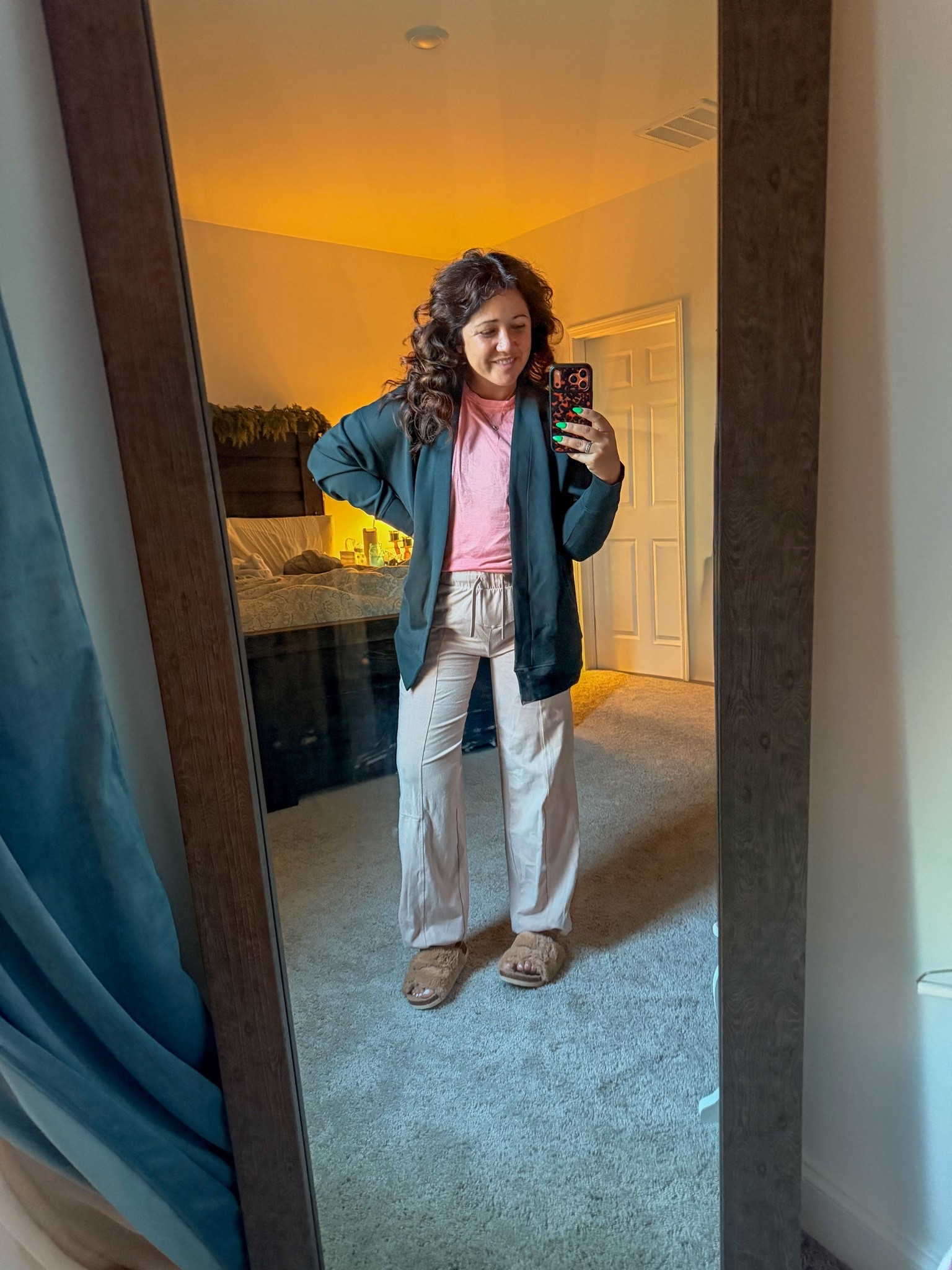 Just picked up these joggers and sweater from target because I’m always cold in the studio and I think they might be the comfiest items I own now 😍 I’m wearing a size small in both

#LTKootd #LTKActive #LTKPetite