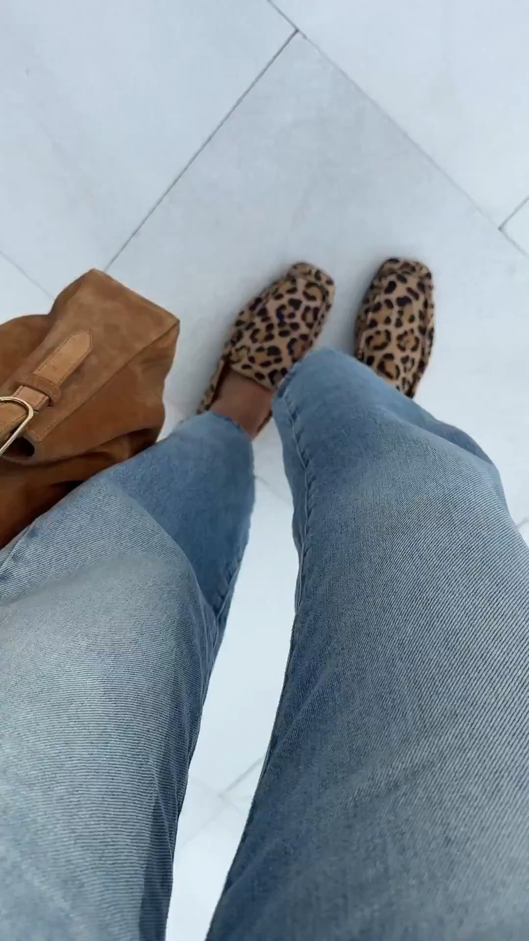 MONTHLY BEST SELLERS Wow I’m blown away by these - so comfortable straight out of the box. Sizing -if you’re in between sizes go down.

leopard print loafers, leopard print flats, leopard print shoes, fall shoes, anna brstyle