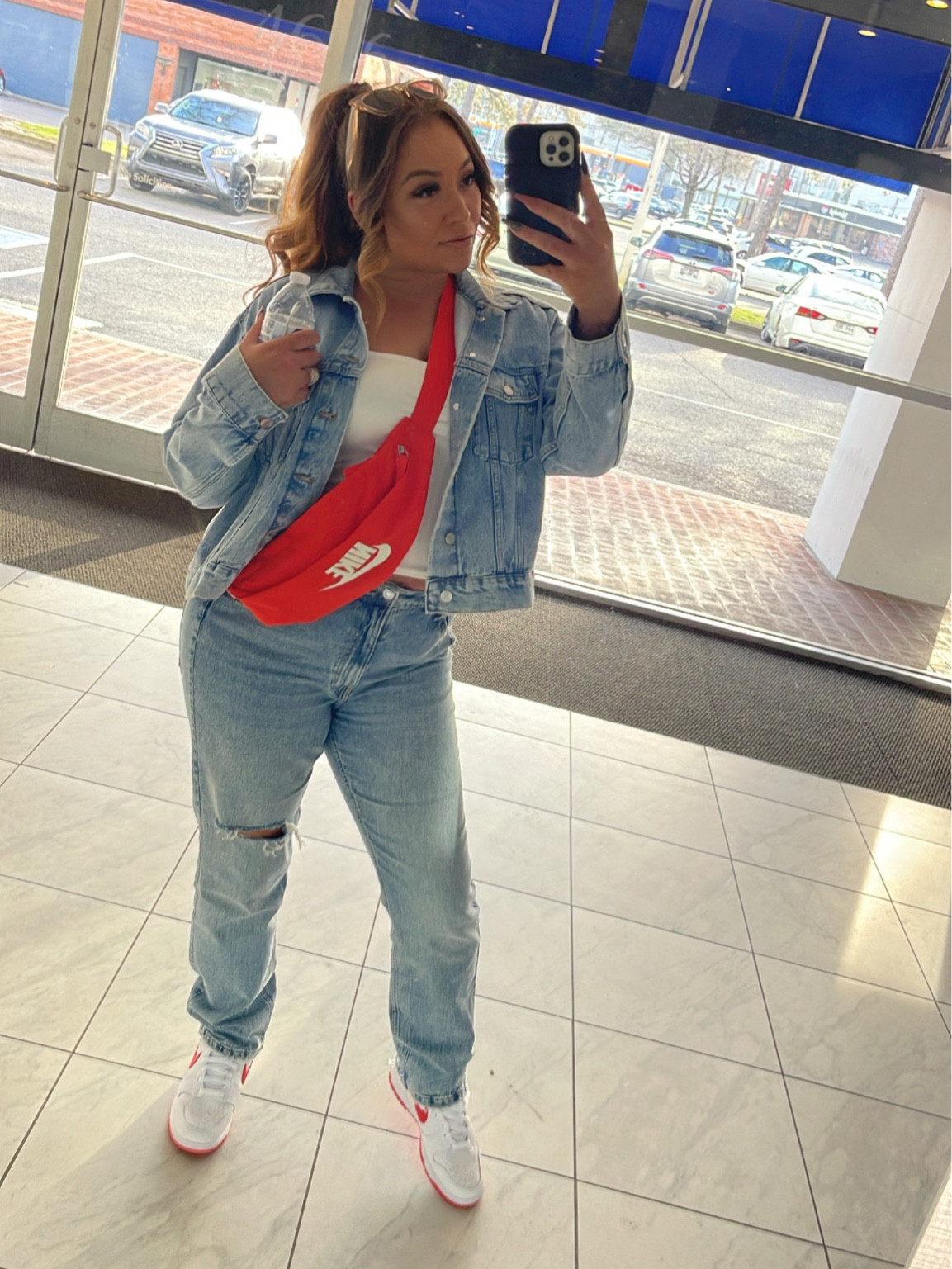 A love a sneaker & fanny pack combo 😍 

When I originally got this denim jacket, I did not know it was an oversized one. I normally don’t like oversized tops but I am in love with this jacket. I can wear it so many different ways; dress it up or down. 


#LTKstyletip #LTKfit #LTKshoecrush