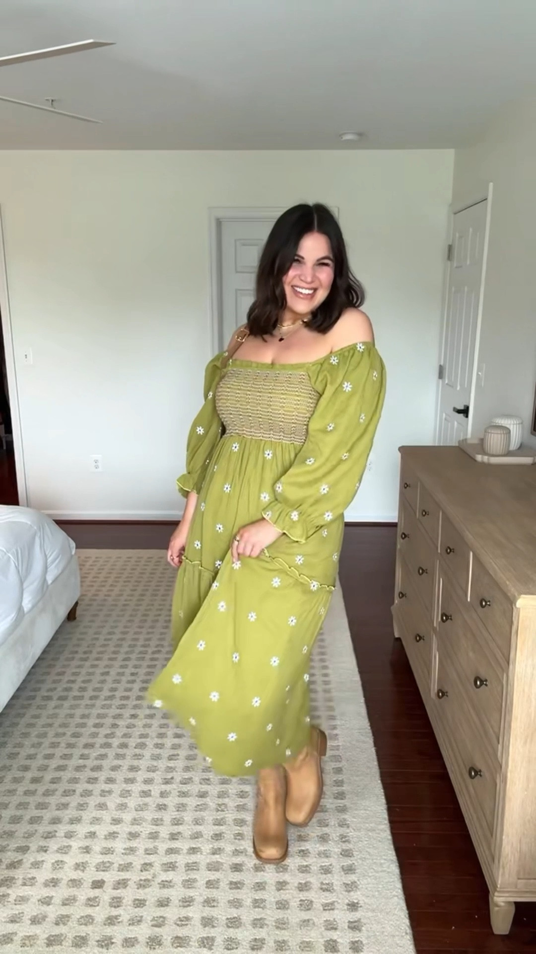 Midsize fall dress!

Dress + shorts : xl 
Boots: size 10 *added exact and some similar options as welll


Fall style, Amazon fashion, 



#LTKStyleTip #LTKMidsize #LTKSeasonal