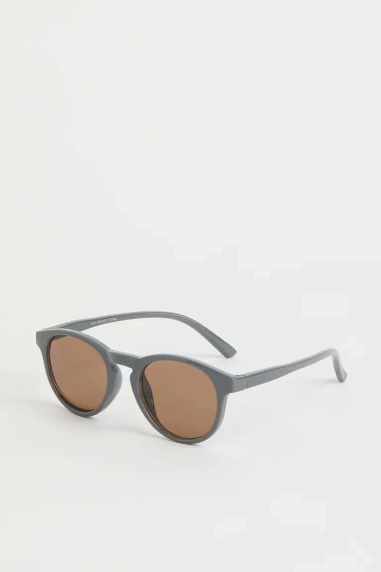 Sunglasses | H&M (US + CA)