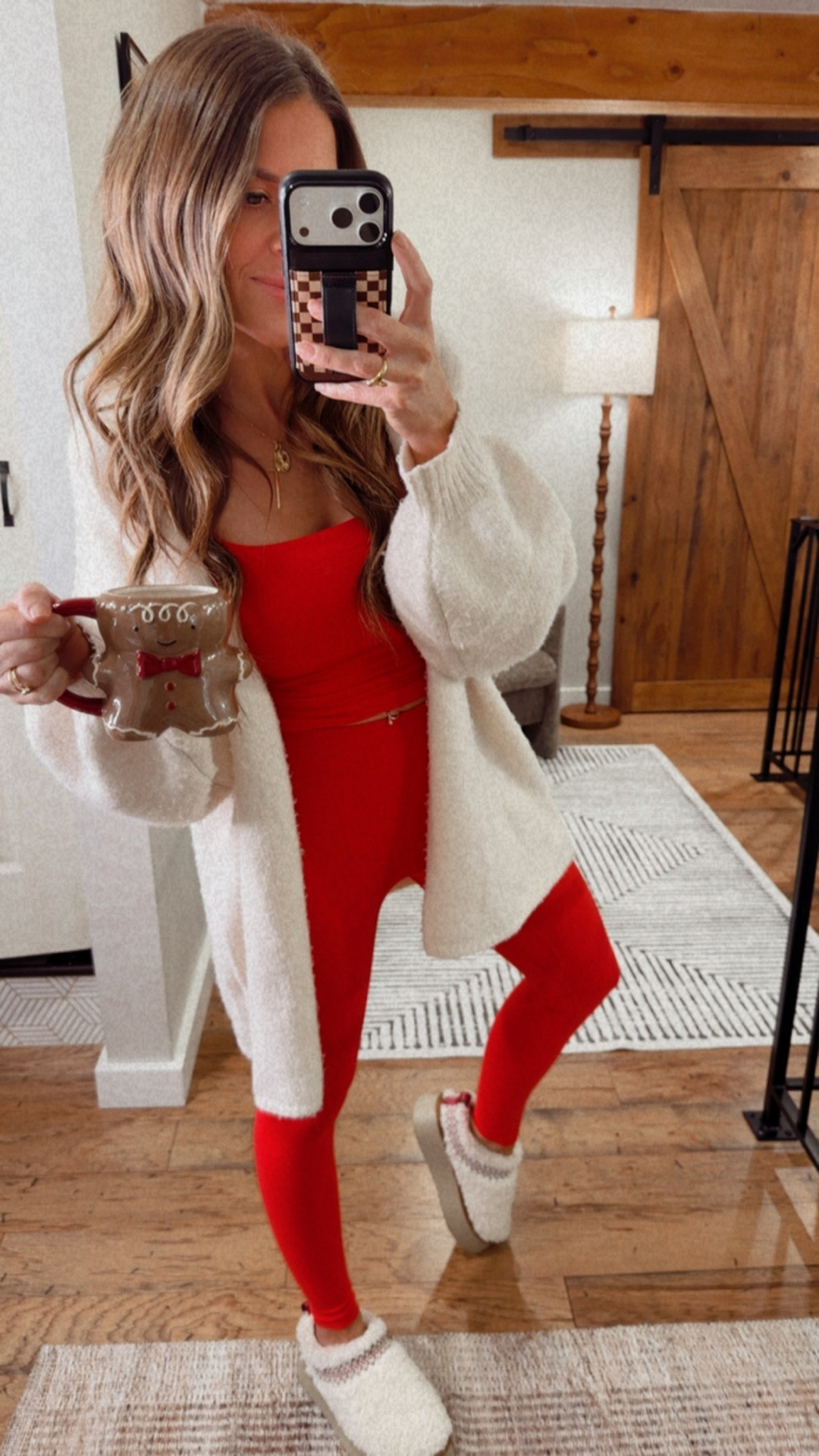 ❤️🎁 Red cozy home look 

CARDIGAN: SMALL
TANK: XS
LEGGINGS: XS

#LTKgrwm #LTKHoliday #LTKmomlife