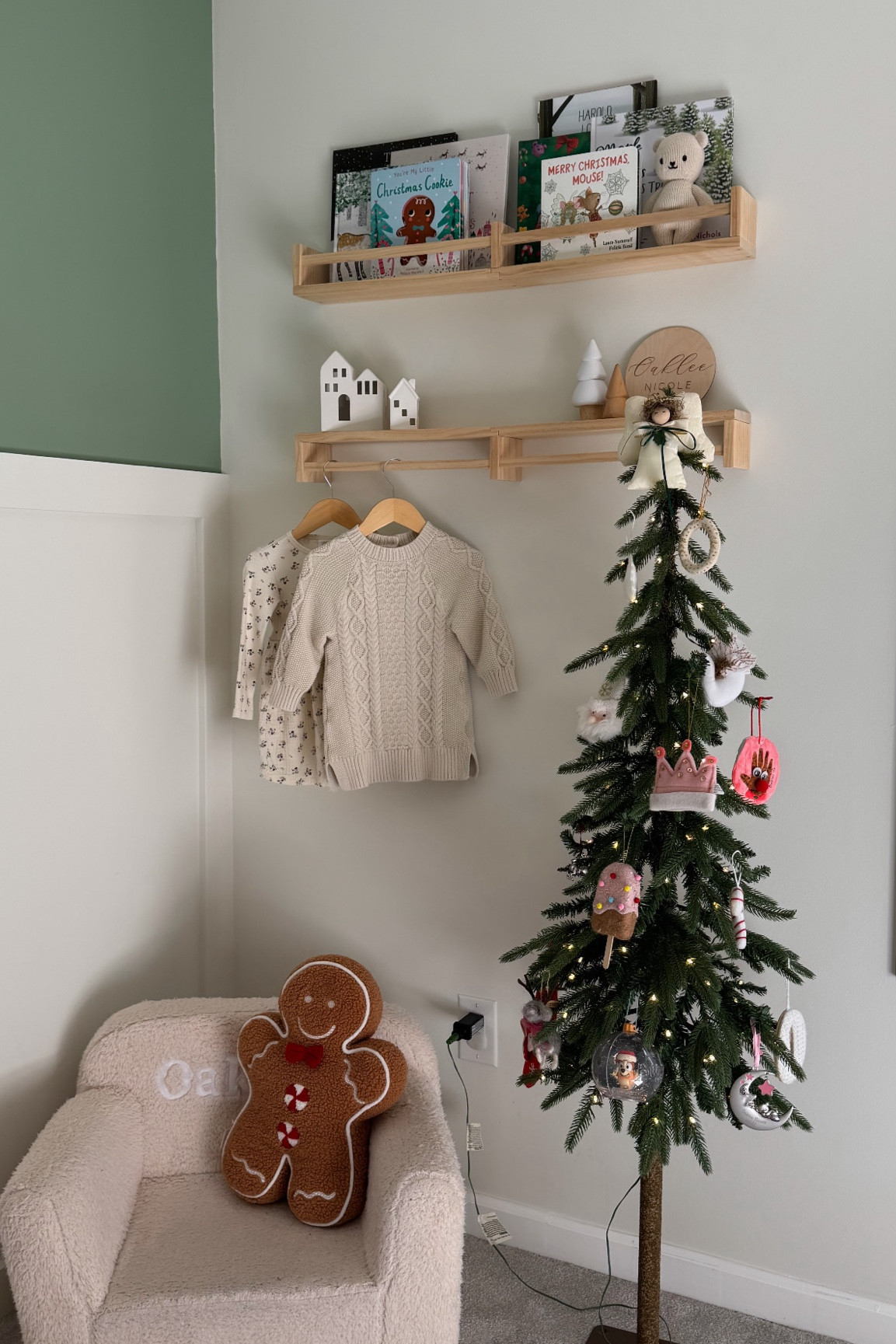 Toddler girl Christmas room decor🎄🤶🏼🎀 — this is the 5ft tree!

Baby girl// girl Christmas decor// toddler room// Christmas decorations

#LTKHoliday #LTKHome #LTKKids