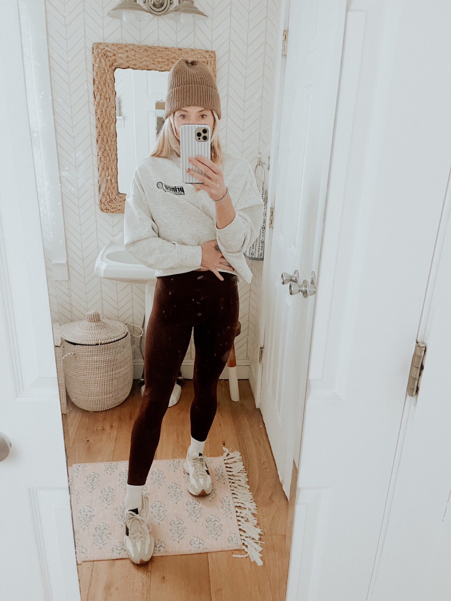 Amazon leggings that are exactly
Like align from lululemon! I’m very particular about my workout clothing. I will pay extra for good workout clothes but the $32 leggings are just as good!