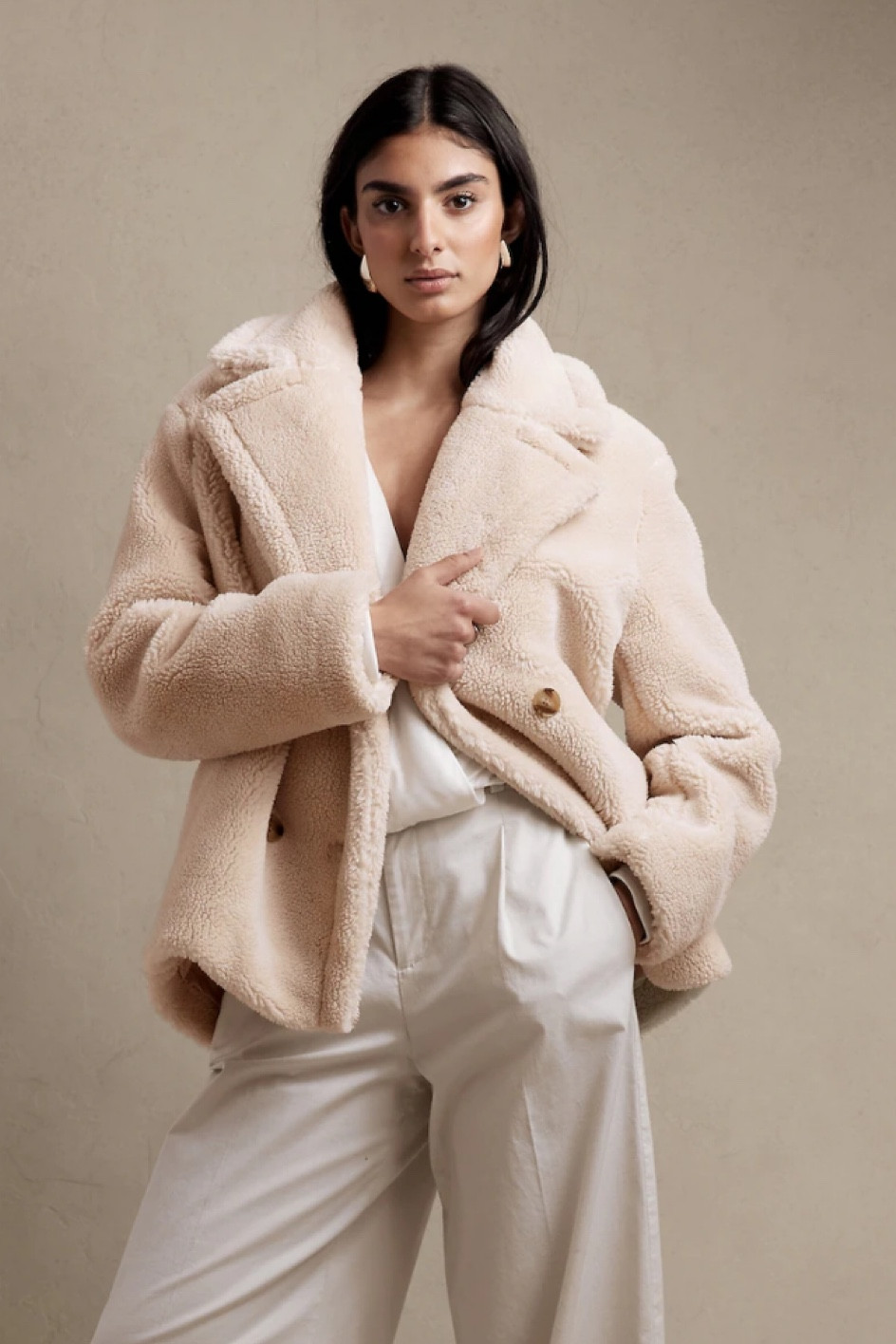 Faux fur teddy coat on major sale! Also comes in a caramel color. 

#LTKsalealert #LTKstyletip #LTKSeasonal