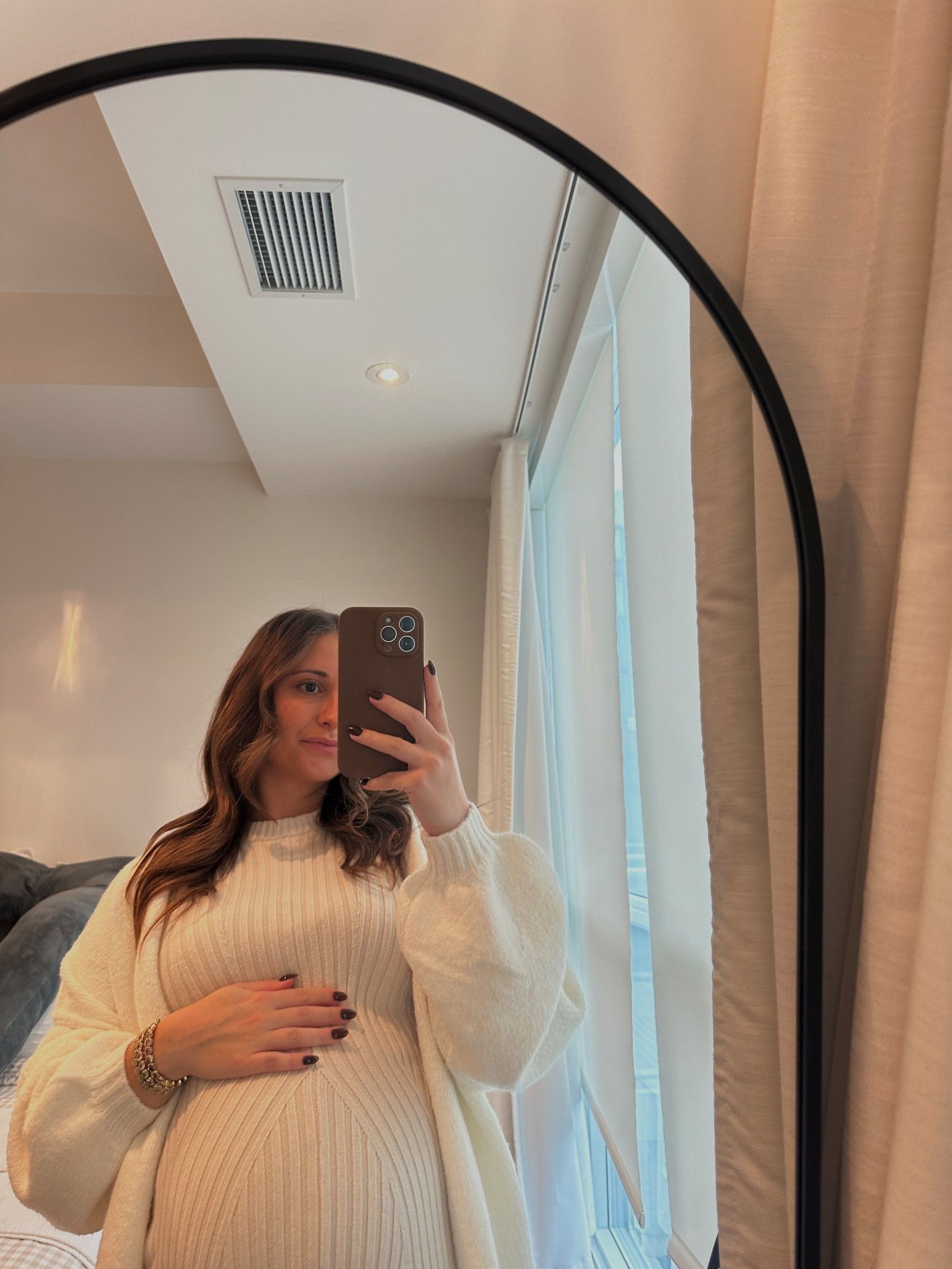 Thanksgiving outfit 🤎 

ootd, daily ootd, outfit, daily outfit, maternity ootd, bump ootd, bump friendly outfits, third trimester ootd, outfit inspo, daily outfit inspo, fall fashion, fall outfit, fall maternity, fall bump outfit 

#LTKcanada #LTKfall #LTKmaternity