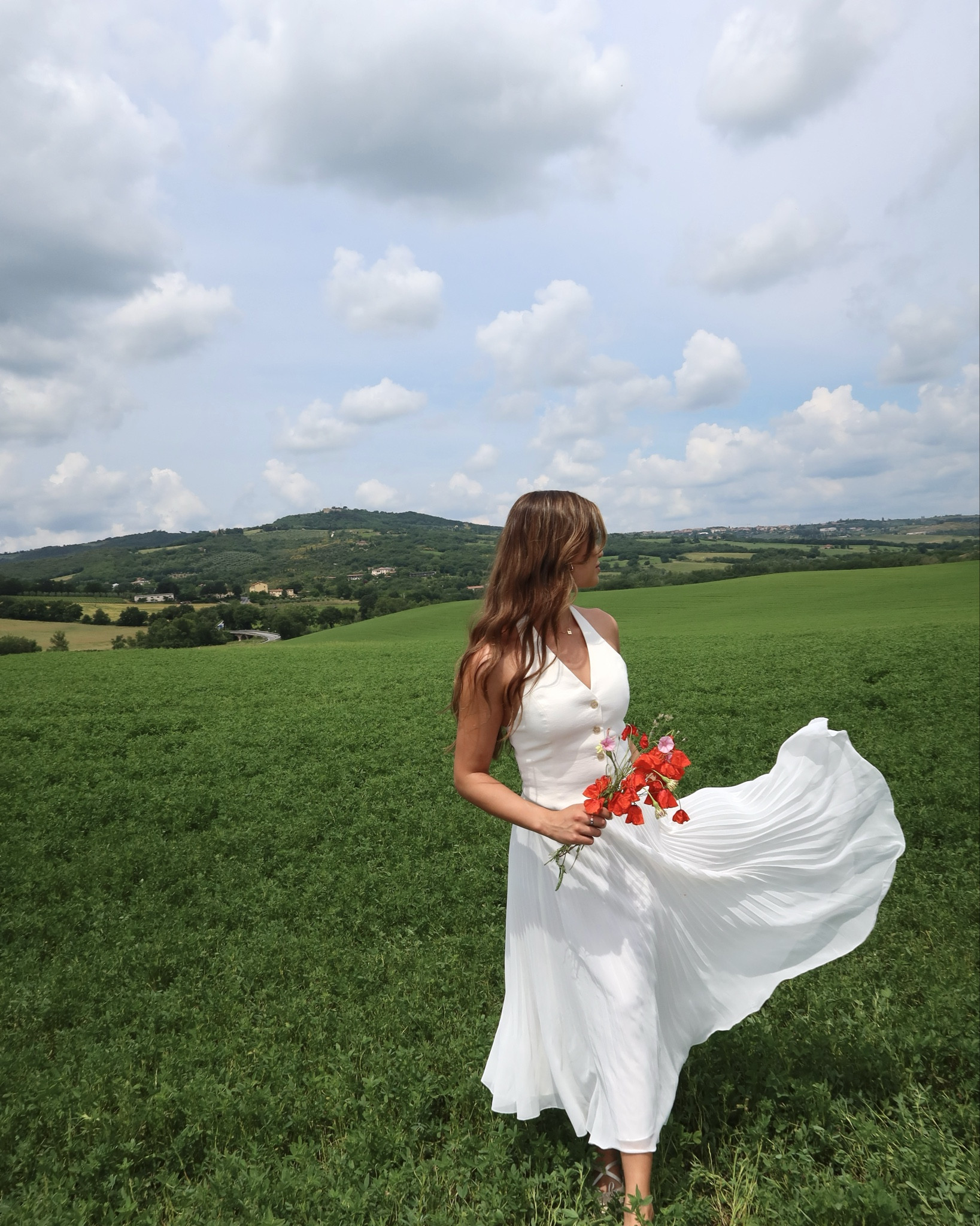Linen vest and pleated skirt 🤍 the perfect European summer outfit 

#LTKStyleTip #LTKWedding #LTKTravel