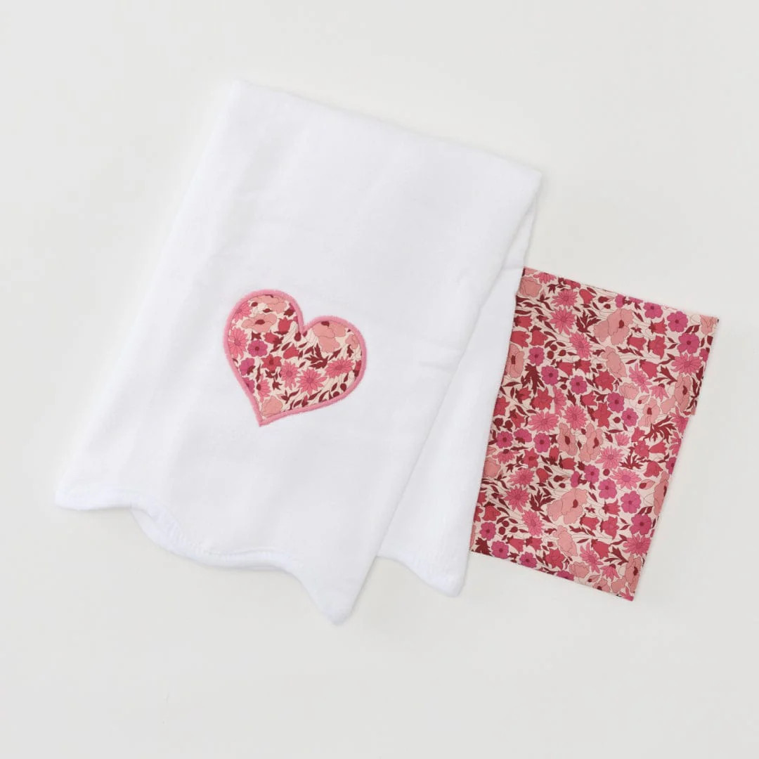 Scallop Powder Bath Towels | Weezie Towels