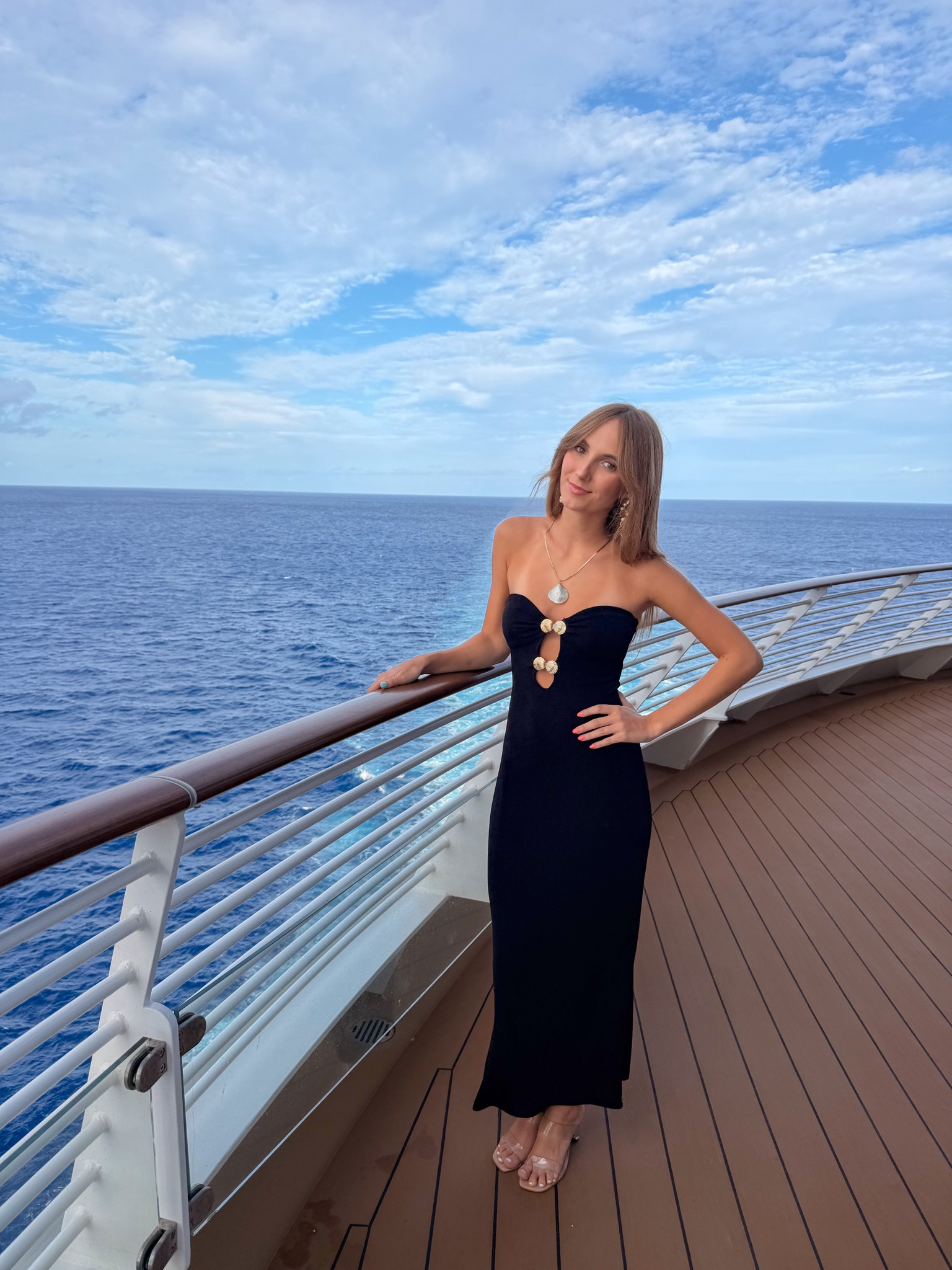 Adorable beach black dress 👗

#LTKmomlife #LTKgrwm #LTKootd