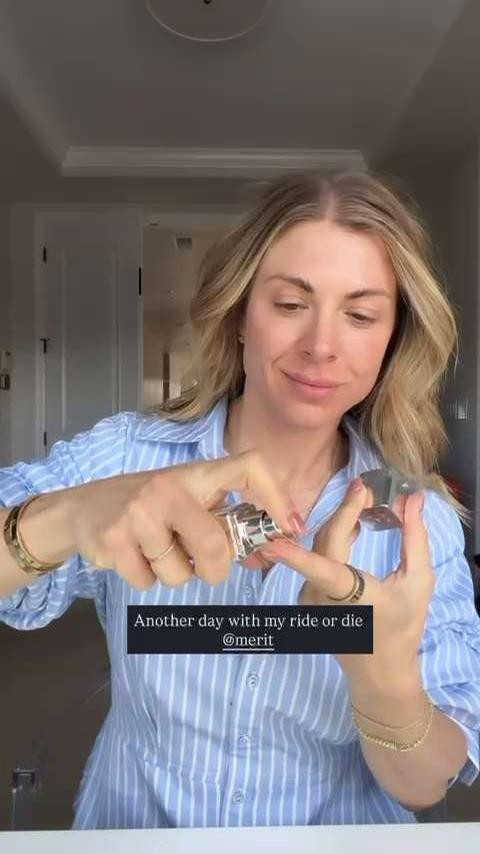 My ride or die Merit lineup keeping things fresh and effortless with The Uniform 22N, The Minimalist Bisque, and No.1 Brush. Bronze Balm Seine, Flush Balm Archival, Gamay, plus Lip Oil Twin Set glow 💄✨🤎

#meritbeauty #meritmakeup #cleanbeauty #minimalmakeup #glowyskin #effortlessbeauty #everydaymakeup #ltkbeauty #beautyroutine #naturalmakeup 

 

#LTKBeauty