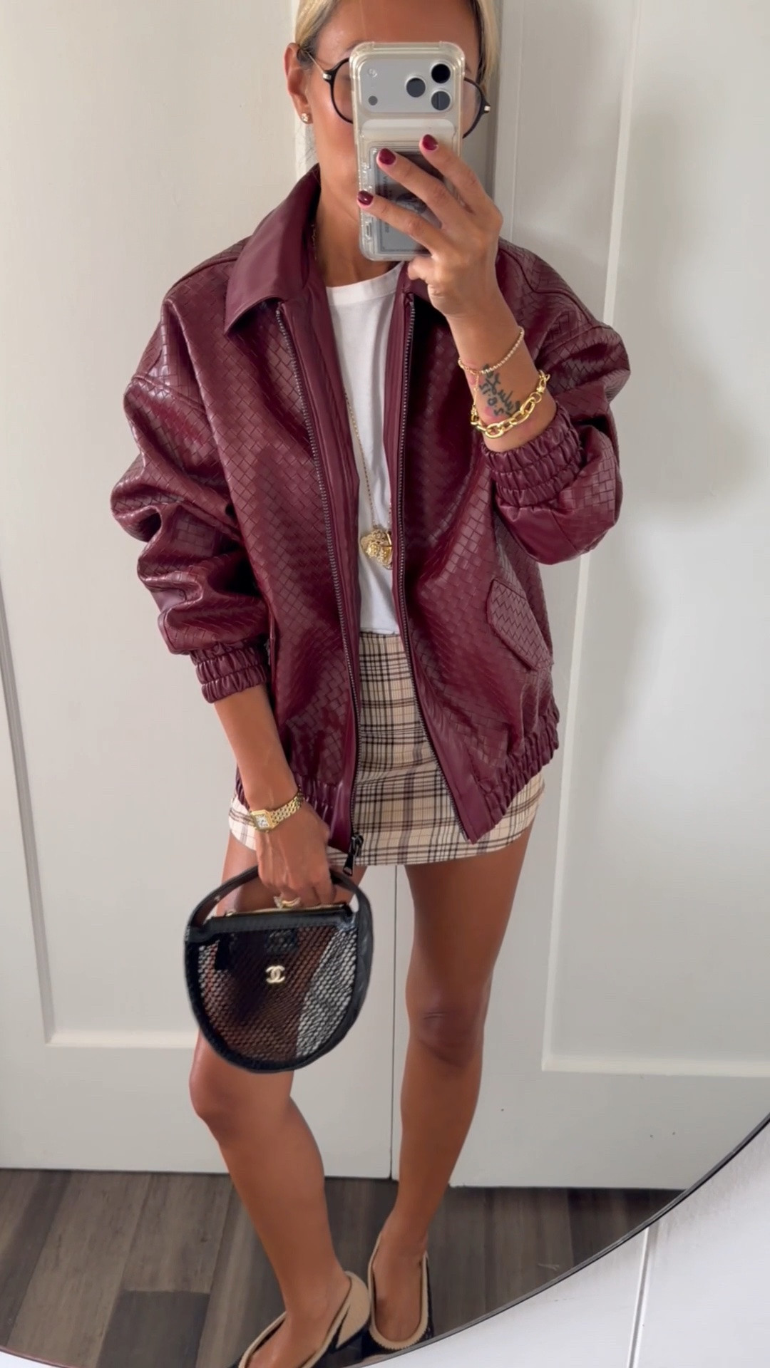 THIS. JACKET. IS. INSANE!!!!! Size xxs. Omg it’s so good and looks like a Bottega!!!

#LTKPetite #LTKSeasonal #LTKootd