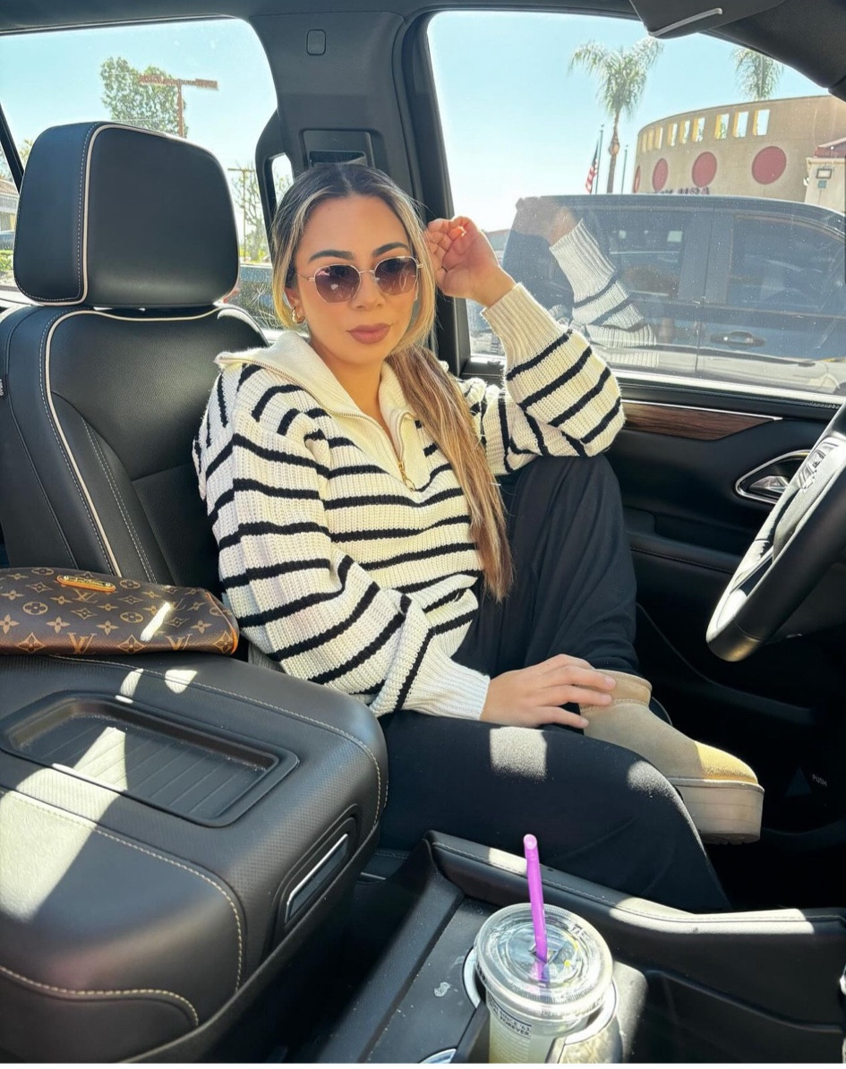 Car pictures 

#LTKHoliday