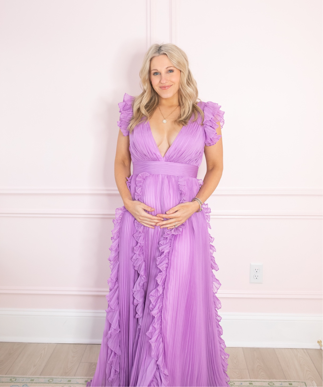 Mac duggal dress
Formal gown
Maternity dress
20 weeks pregnant


#LTKFindsUnder100 #LTKFindsUnder50 #LTKBump