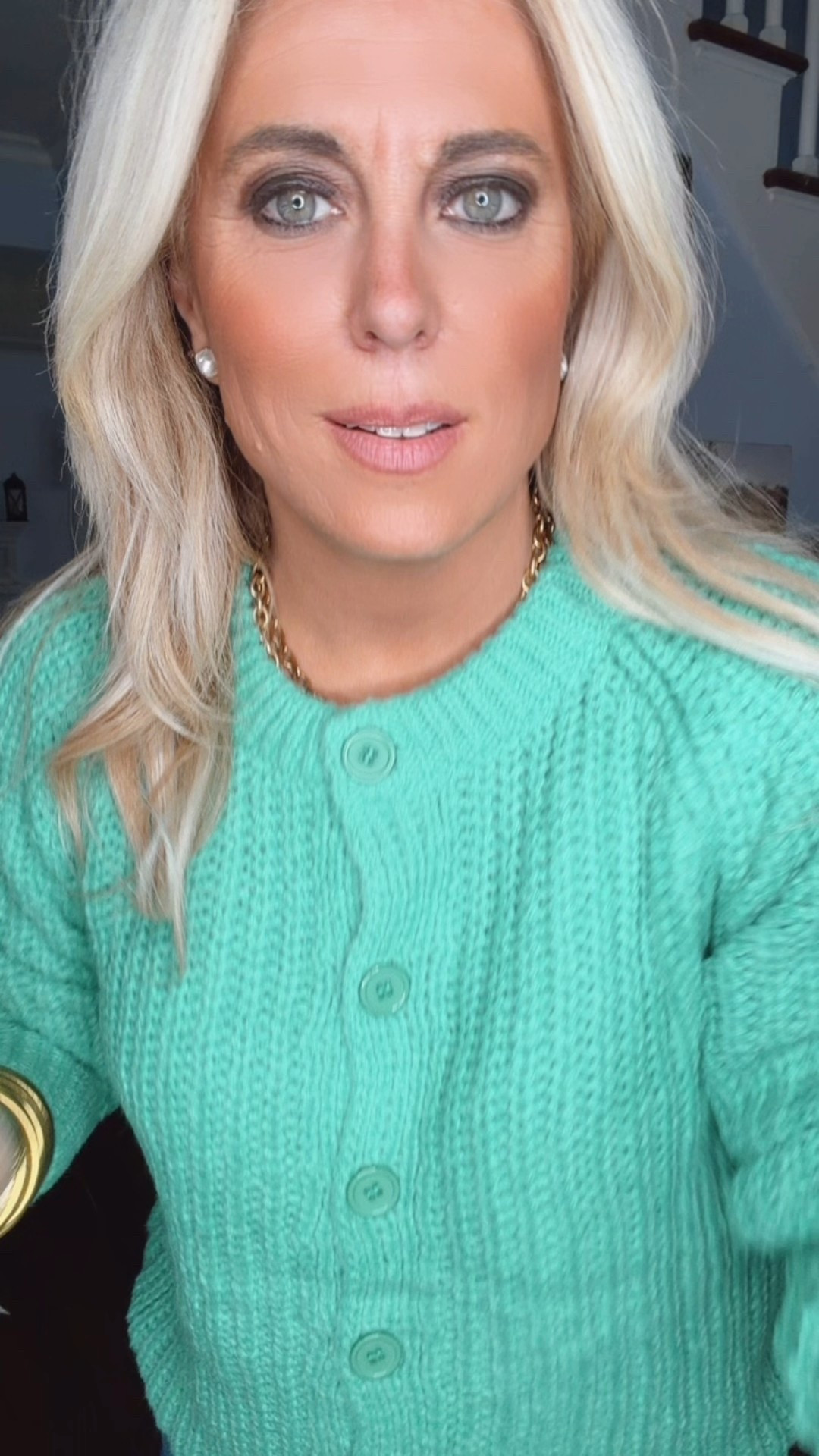 Cute chunky cardigan sweater 

#LTKgrwm #LTKootd #LTKSaleAlert