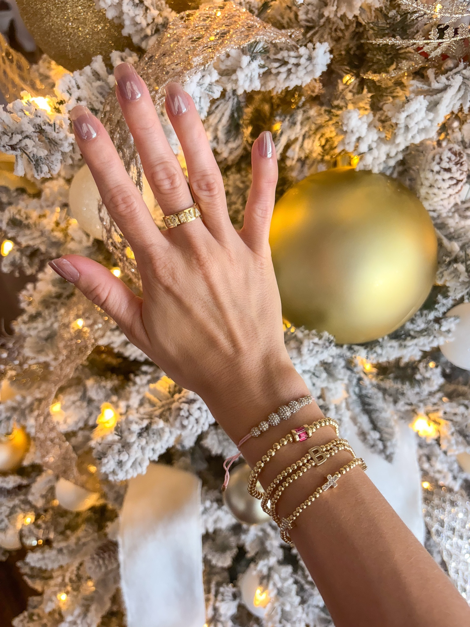 BaubleBar Black Friday sale:
$10 bracelets! 
30% off sitewide 
20% off custom 

Stocking stuffer, gifts for her, gifts for $10 

#LTKCyberWeek #LTKGiftGuide