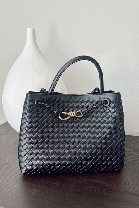 This Amazon/Bottega look a like! I cannot get over the quality of this bag. 

#LTKitbag #LTKfindsunder100 #LTKstyletip

#LTKstyletip #LTKfindsunder100 #LTKitbag