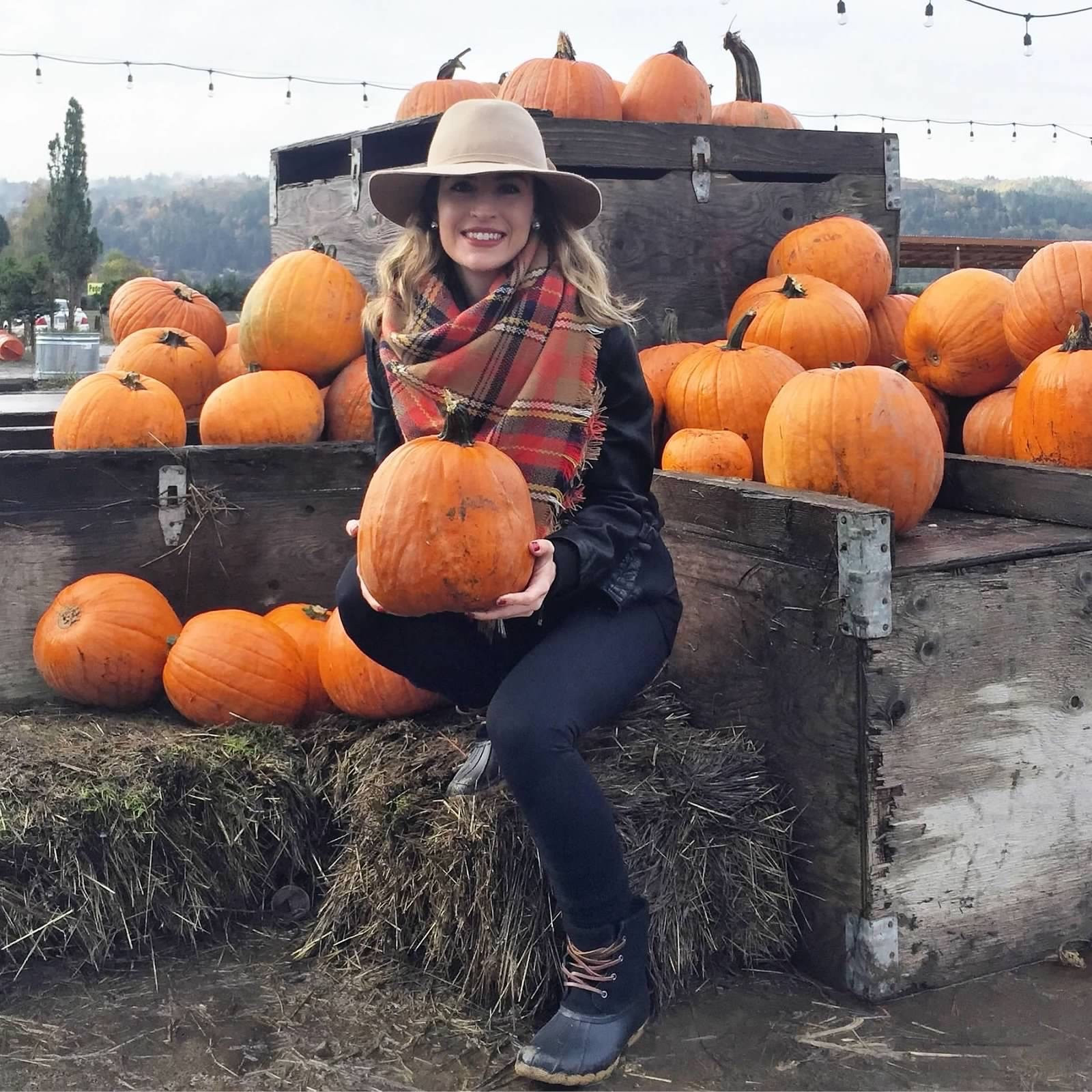 Fall Outfit 🍂

#everypiecefits

Fall style 
Plaid scarf
Rust orange
Pumpkin
Blanket scarf 
Thanksgiving 
Boots
Hiking boots
Duck boots
Snow boots 
Winter boots
Wide brim hat
Casual outfit 
Travel style
Travel outfit 

#LTKSeasonal #LTKOver40 #LTKStyleTip