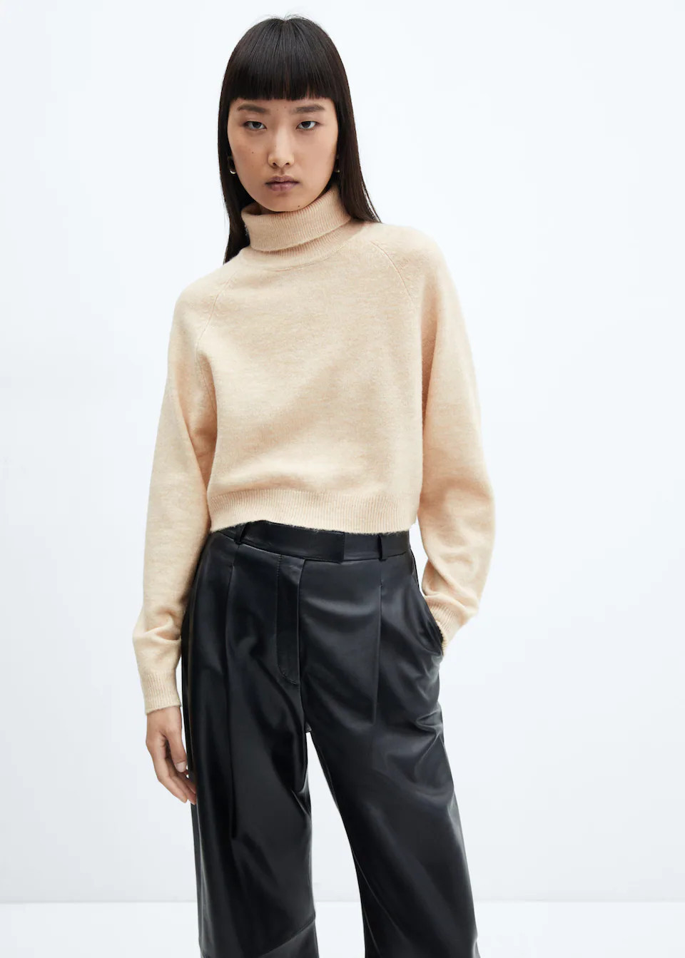 Turtleneck knitted sweater | MANGO (US)