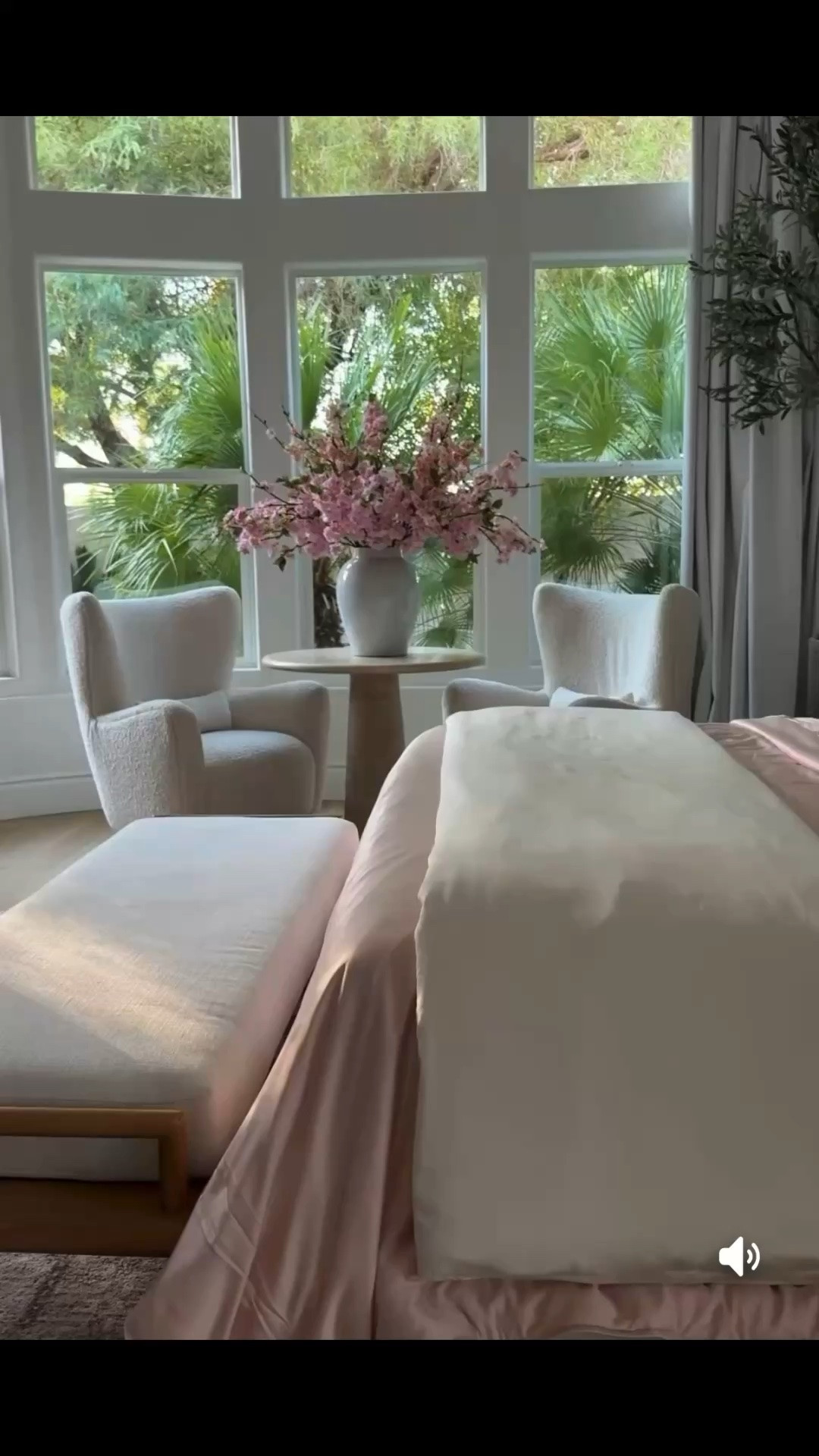 Pink bedding

#LTKmomlife #LTKmorningroutine #LTKvlog