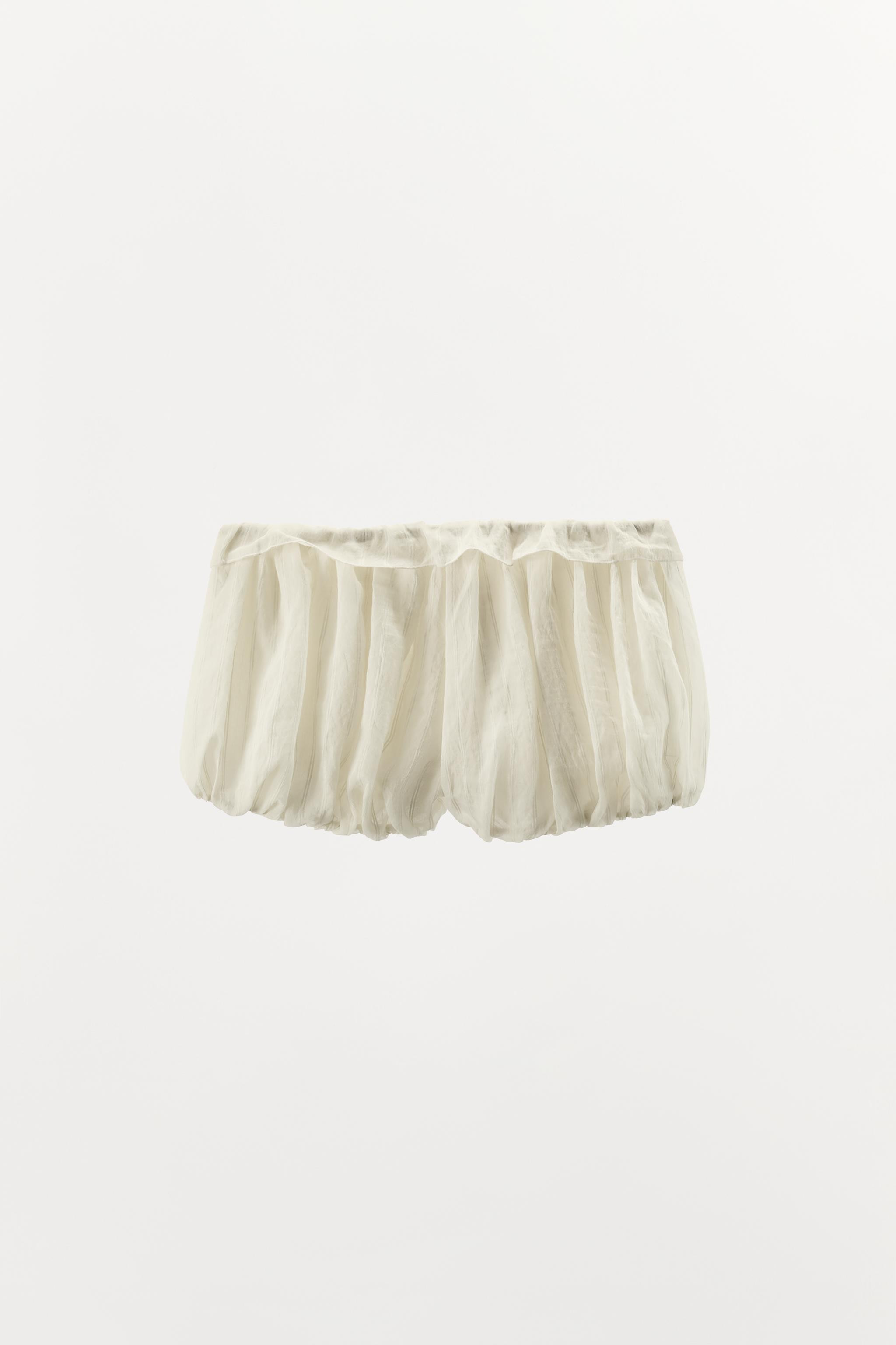 SHORTS MIT STREIFEN UND R\u00dcSCHEN | Zara DE
