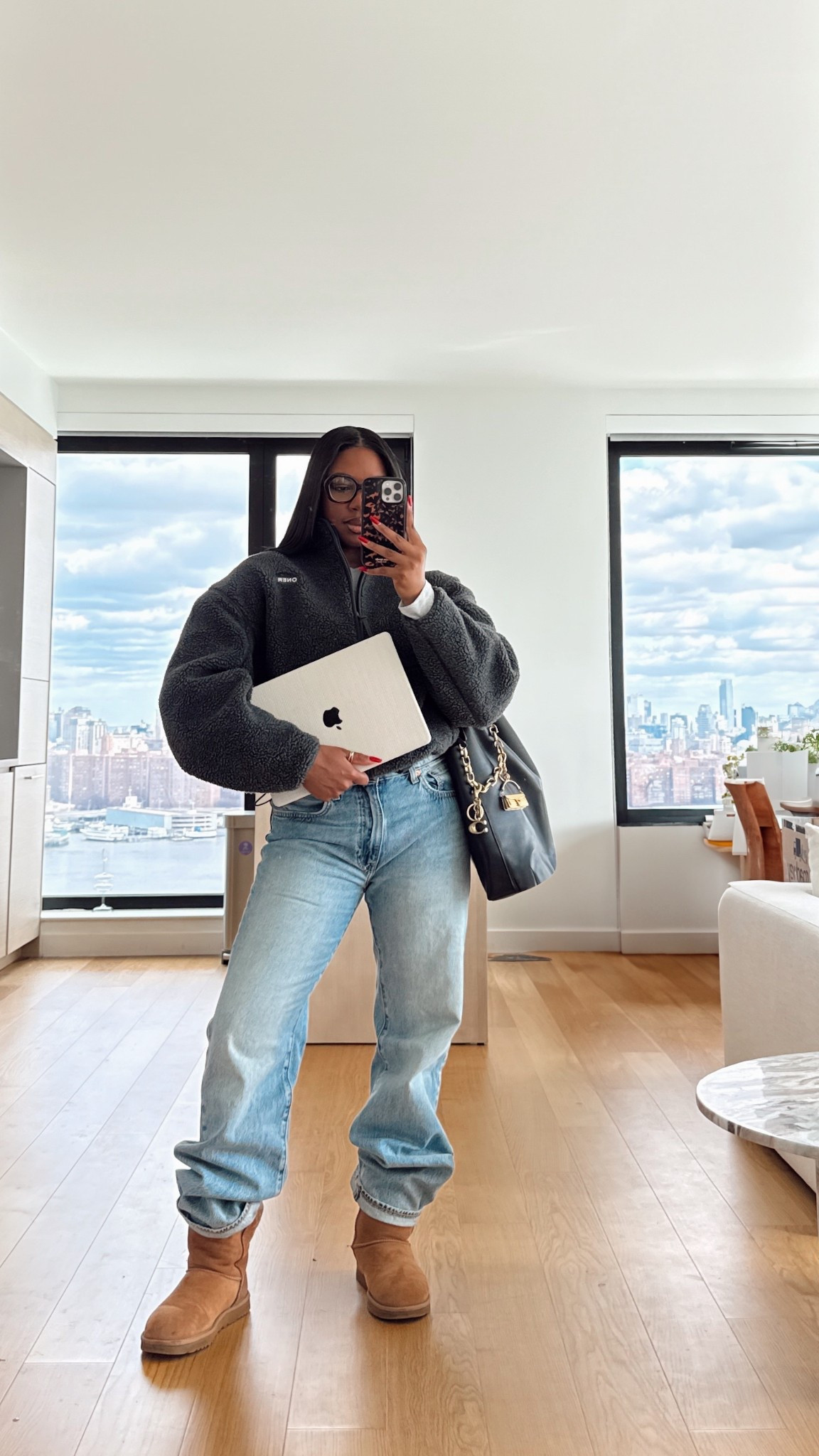 cozy matcha cafe fit


#LTKStyleTip