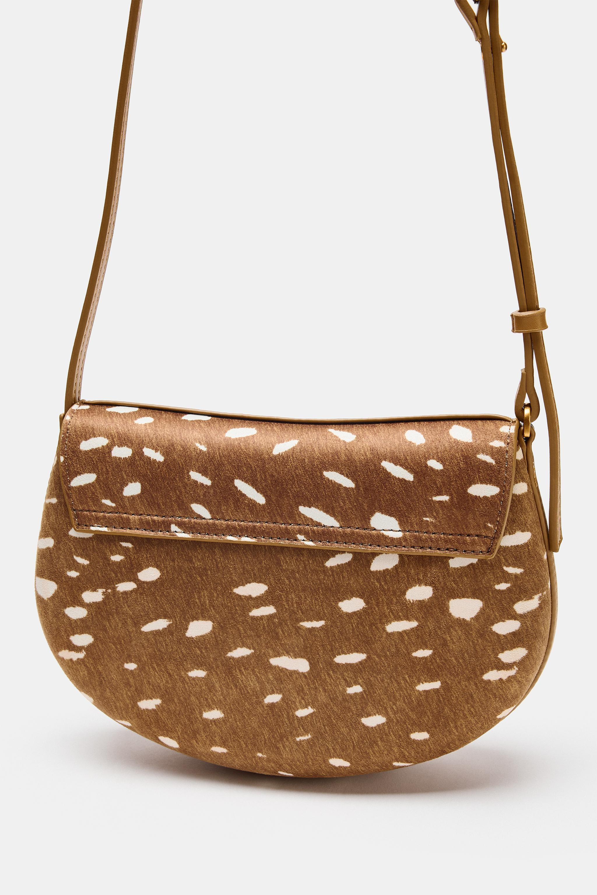 Crossbody bag. Animal print body. Interior zip pocket. Contrasting topstitching. Crossbody strap.... | Zara US