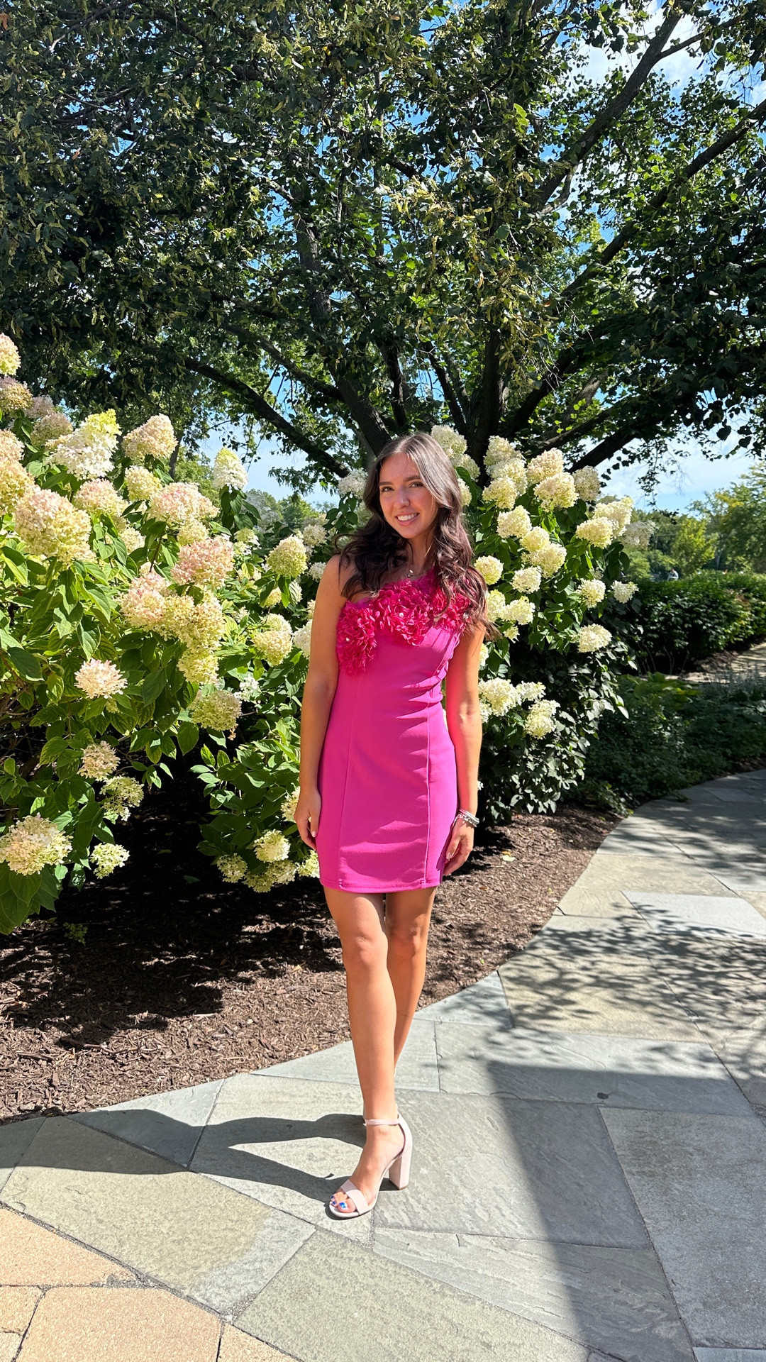 need several moments for the dress 

#LTKParties #LTKSeasonal #LTKStyleTip