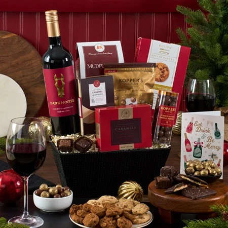 Christmas Wine Gift Basket | GourmetGiftBaskets.com