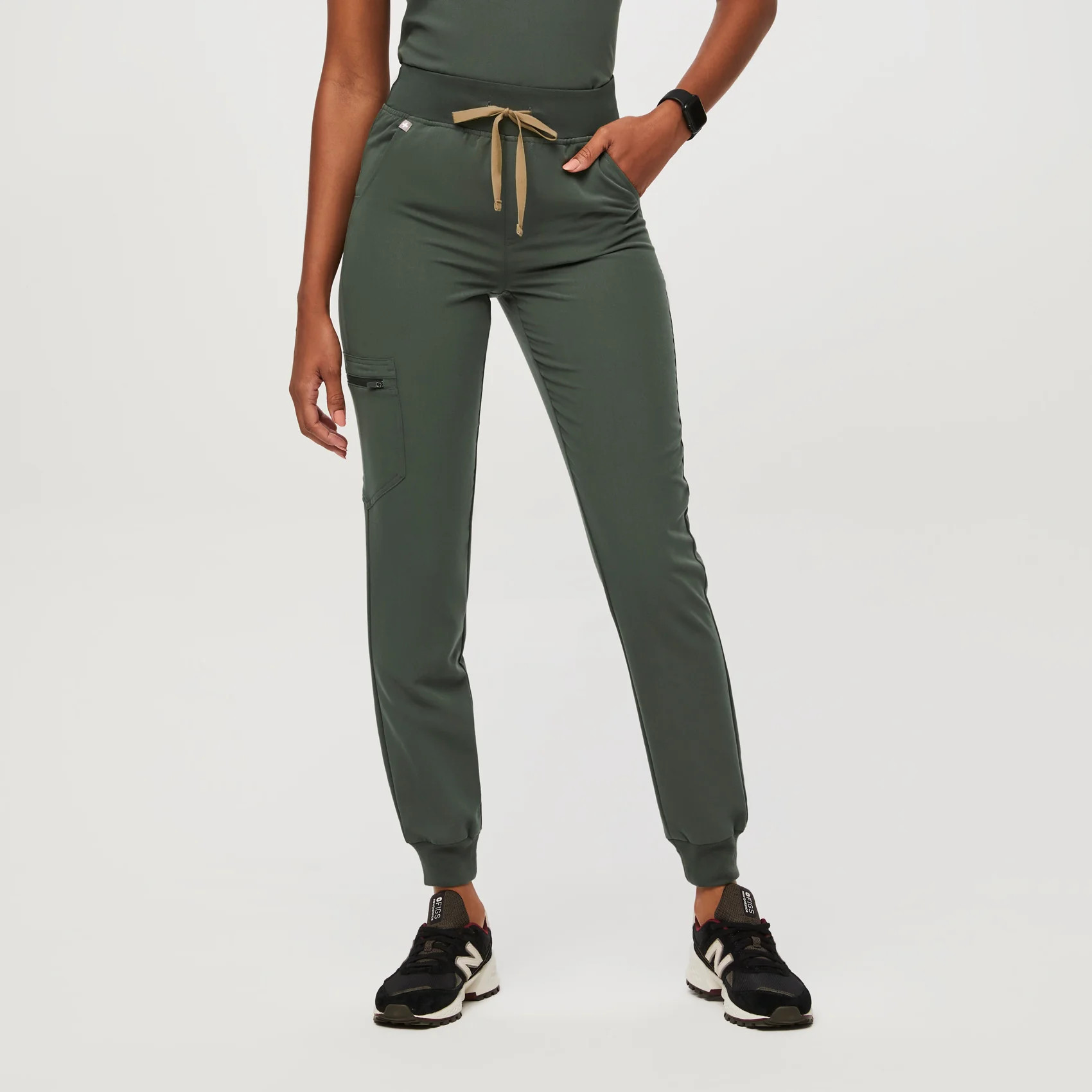 Women’s High Waisted Zamora Jogger Scrub Pants™ - Moss · FIGS | FIGS