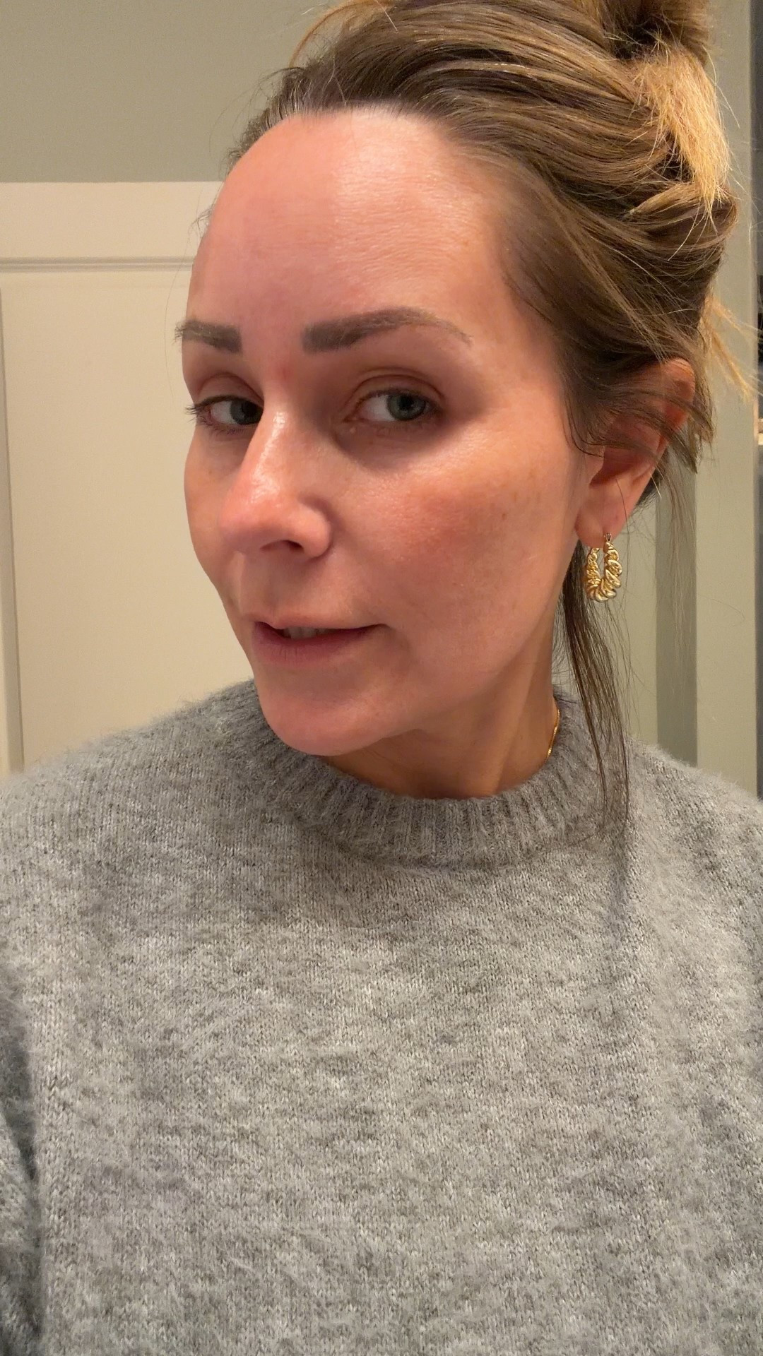 If your skin has been looking a little meh lately — uneven, dull, textured — this is the reset.

These kojic + turmeric pads gently exfoliate while brightening, so you’re smoothing and evening tone at the same time. No complicated 12-step routine. No irritation spiral. Just consistent glow.

I’ve been focusing on simple swaps that actually make a difference — and this one earned its spot.

@amazonfindsandfashion 


#LTKmorningroutine #LTKBeauty #LTKselfcare