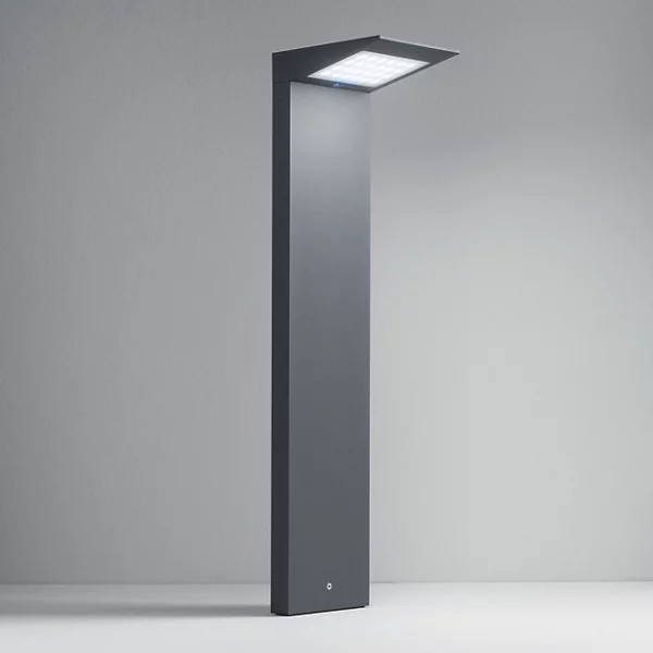 Solar LED Outdoor Bollard | Lumens