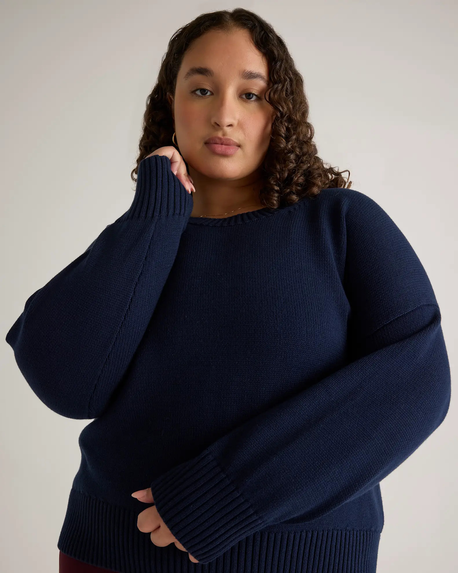 100% Organic Cotton Boyfriend Crew Sweater - Plus Size in Navy | Quince