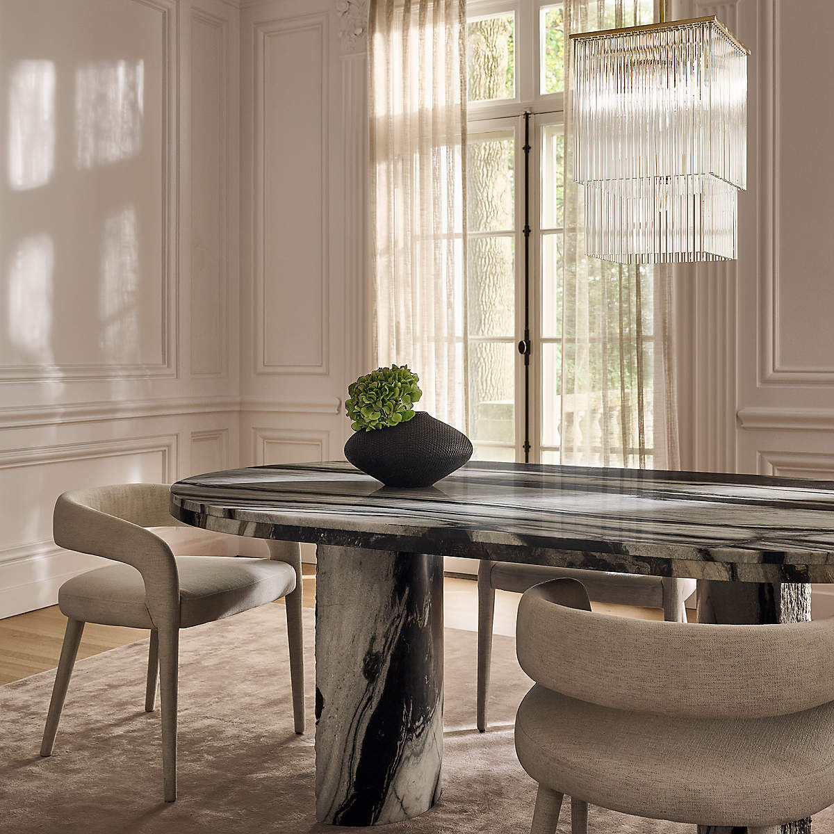 Fall is all about slowing down, sharing great food, and making memories around the table. 🍂 These CB2 dining room finds bring effortless luxury with modern furniture that's perfect for everyday living and elegant entertaining.

#CB2Finds #DiningTable #DiningRoomIdeas #DiningChairs #SideboardDecor #CounterChairs #ModernDining #LuxuryLiving #FallDecor #HomeDecor #InteriorDesign #DiningGoals #CozyInteriors #AutumnHome #Tablescape #NeutralHome #HostessStyle #DesignerHome #HomeInspiration #FallRefresh 

 #LTKSeasonal #LTKHome #LTKSaleAlert