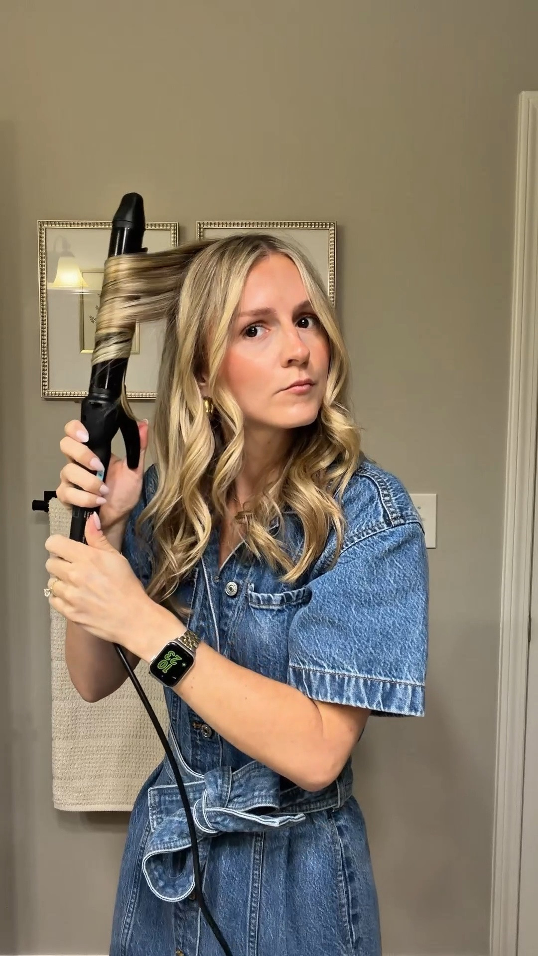 My go-to curling iron for soft, loose curls 🤍 I use the Bio Ionic 1.25” long barrel curling iron and it’s honestly one of my favorite hair tools I own. the long barrel makes SUCH a difference.
They’re @BioIonic is currently running a Mother’s Day sale — 35% off with code LOVEMOM through 5/11 

#bionic #bioionic #hairtools #curlingiron #longhairroutine #hairtutorial #hairfavorites #beautyfinds #hairroutine #loosecurls #everydayhair #mothersdaysale

#LTKMothersDay #LTKBeauty #LTKselfcare