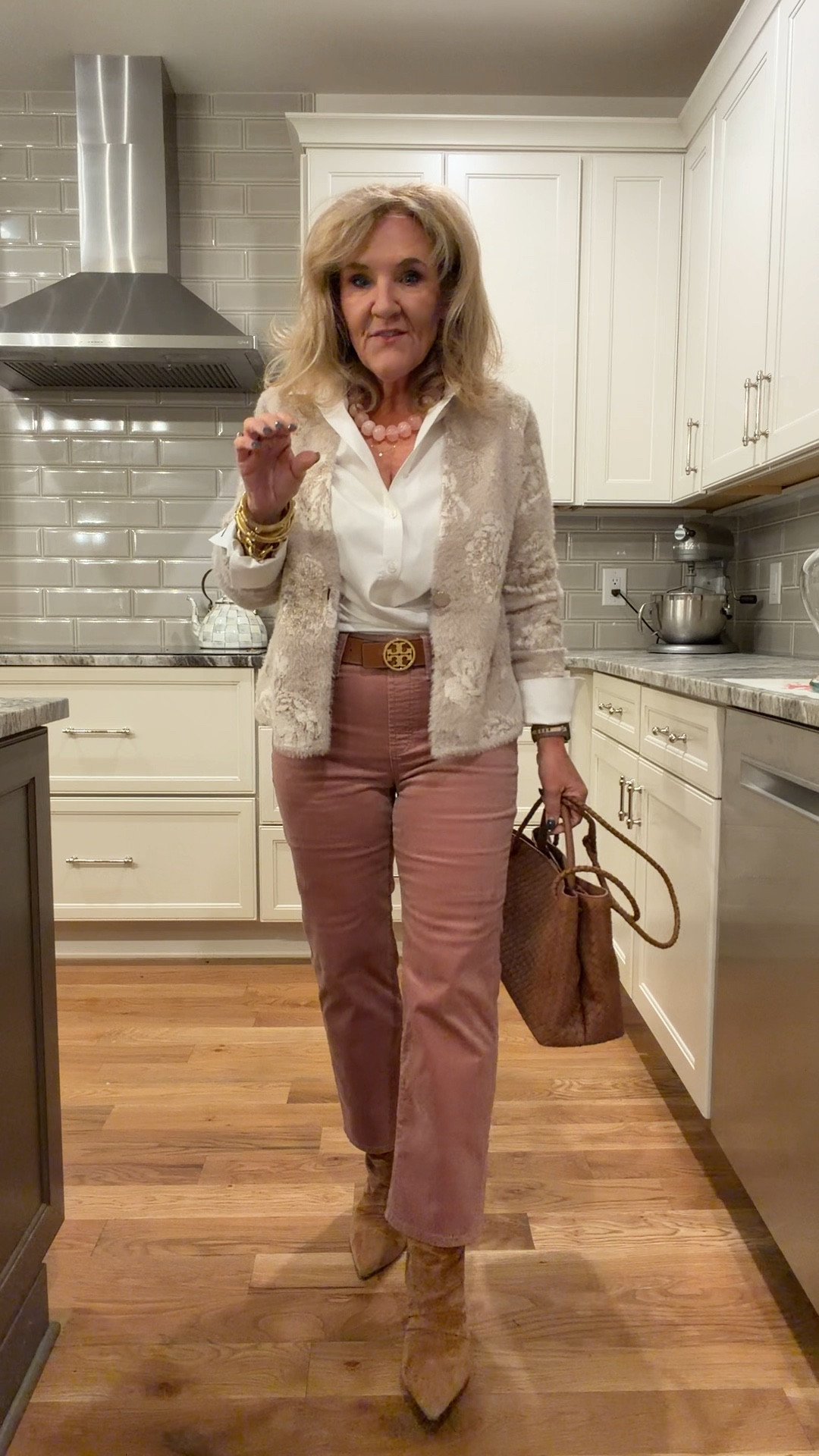 40% off sitewide! Plus some things are already marked down. 
30% off my Allie & Bess jewelry code NANETTE30

Wearing size 1.0 in all except the pink velvet pullon jeans their size .5 for a fitted look 

#LTKPetite #LTKCyberWeek #LTKOver40

#LTKPetite #LTKFindsUnder100 #LTKOver40