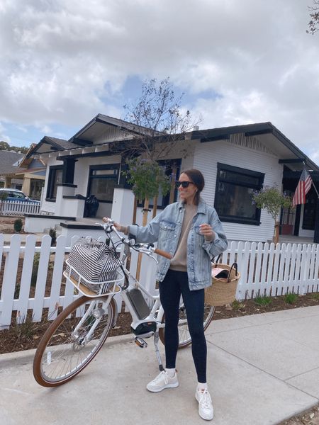 Bike ride to lunch 
Oversized denim jacket (wearing my regular size for an oversized fit) 
Oversized sweatshirt (went down a size, color is gravel)

#LTKstyletip